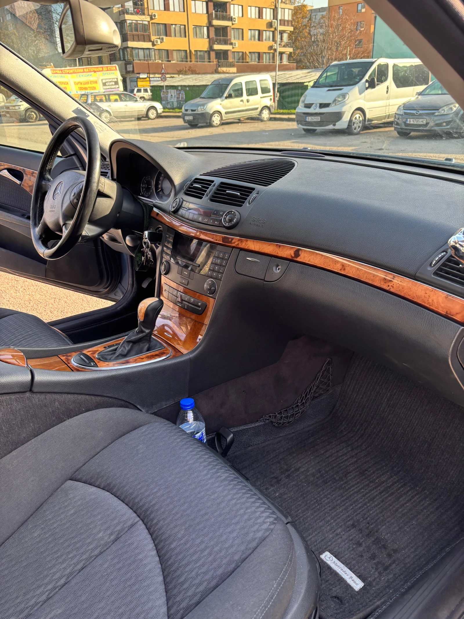 Mercedes-Benz E 220  - изображение 3