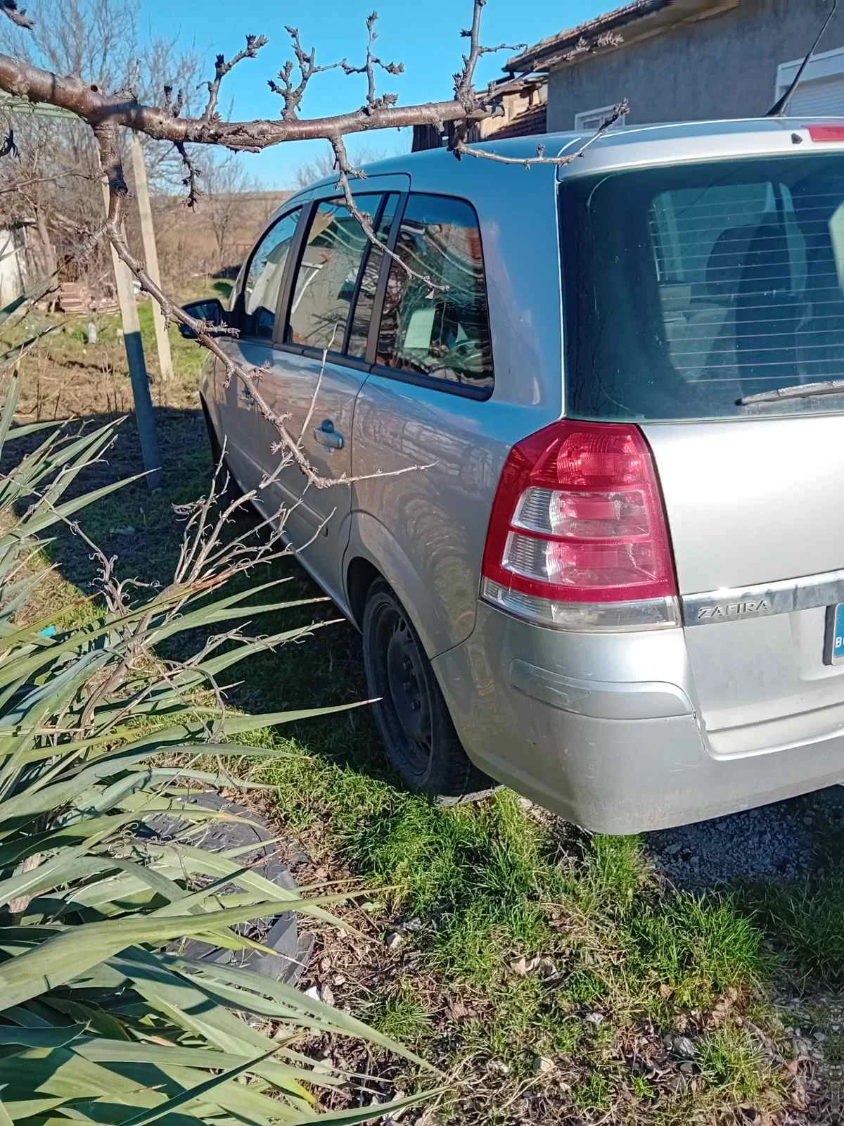 Opel Zafira  - изображение 4