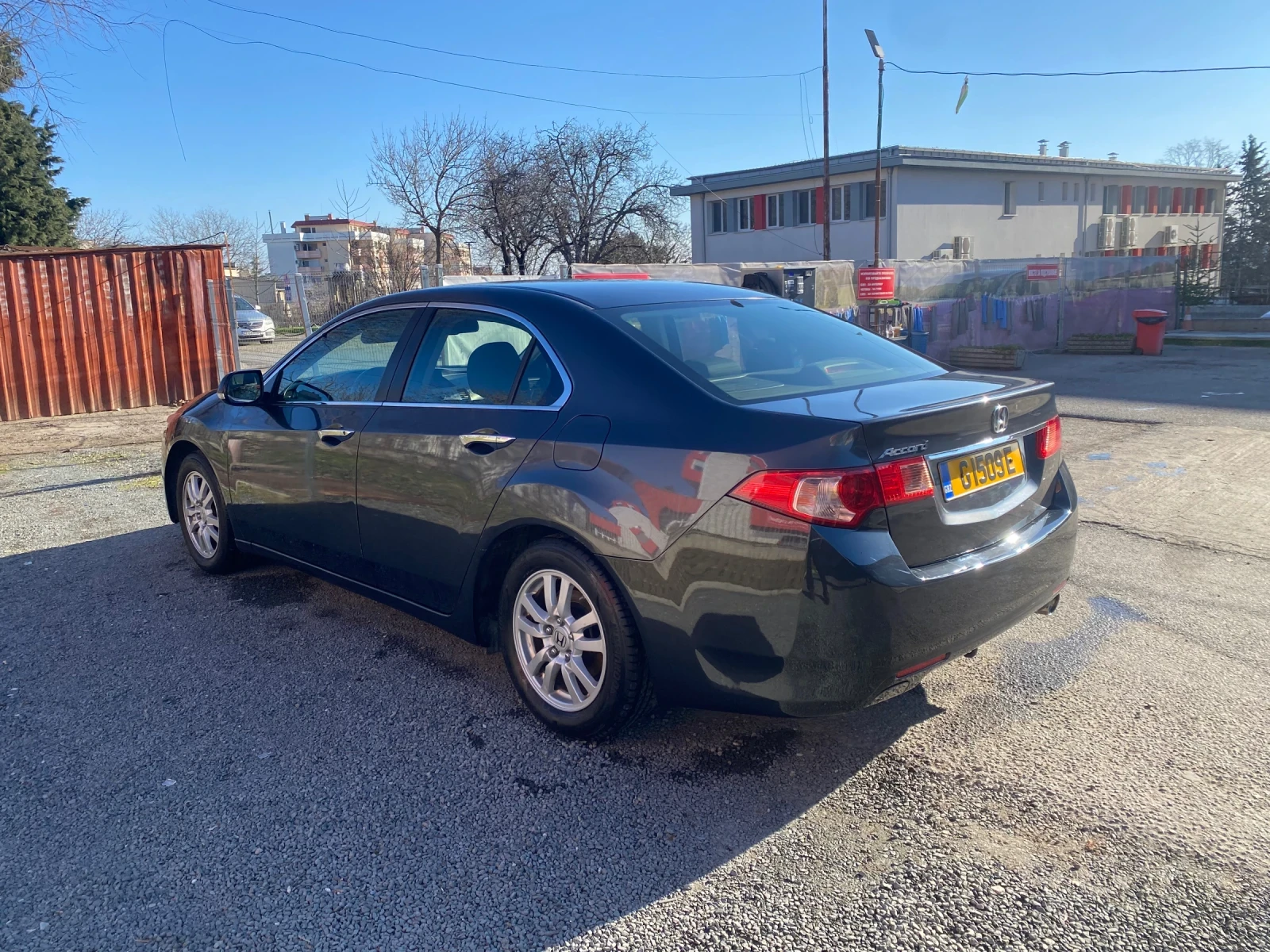 Honda Accord 2.0 - изображение 2