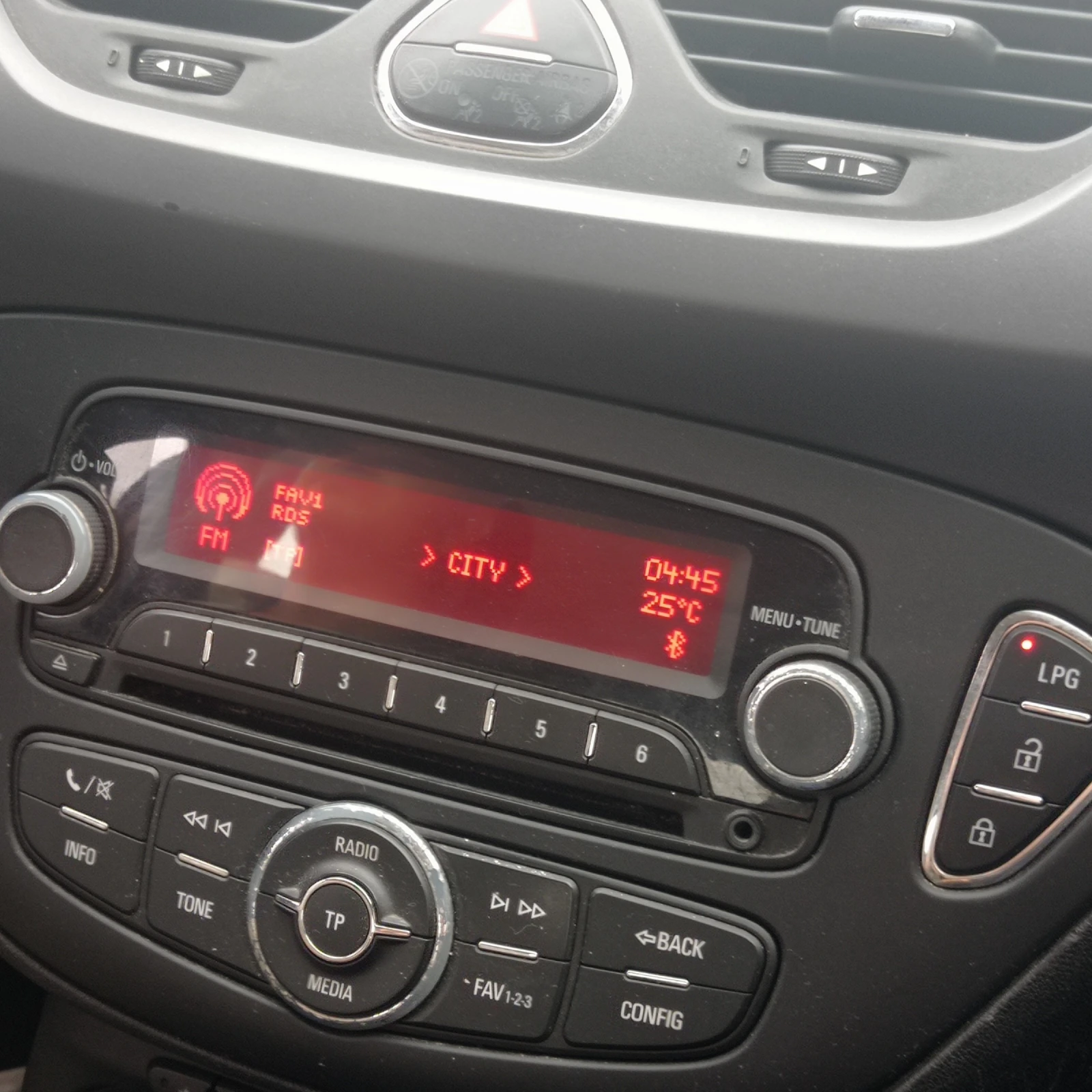 Opel Corsa �.1.4/90�� ��� �����*  | Mobile.bg � ����������� 13