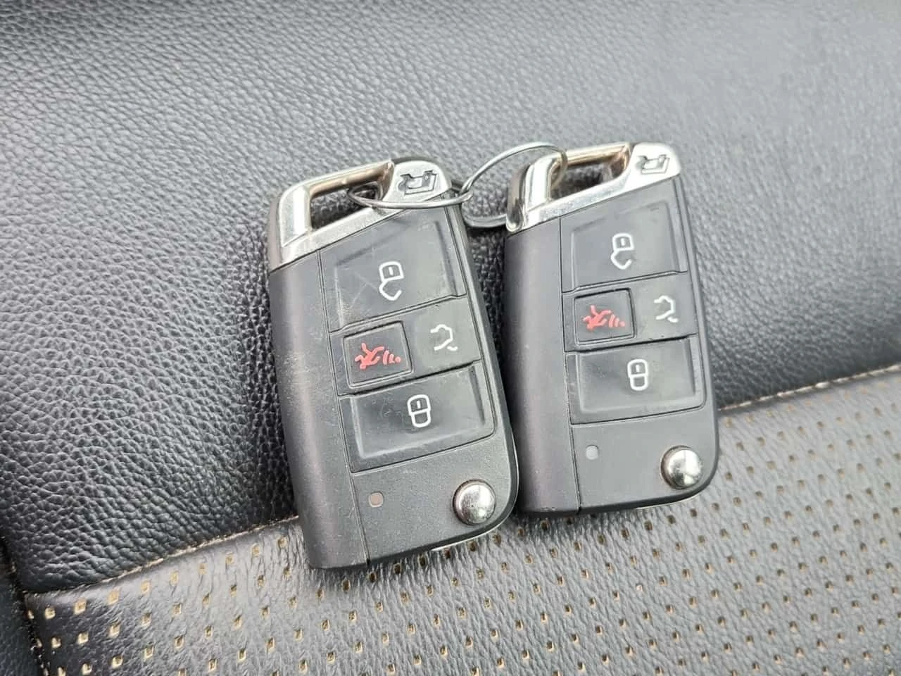 VW Golf * R* 5 DOOR DSG * 2 КЛЮЧА* ПОДГРЕВ* KEYLESS* , снимка 8 - Автомобили и джипове - 53952895