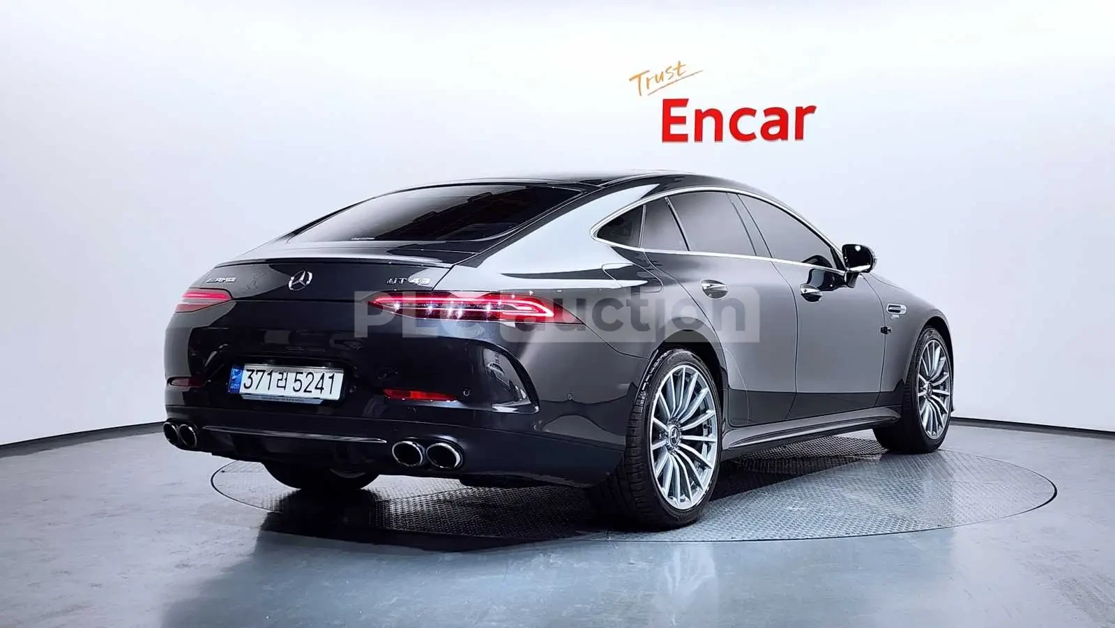 Mercedes-Benz AMG GT 43 4MATIC| DISTRONIC| BURMESTER| HuD, снимка 2 - Автомобили и джипове - 54043446