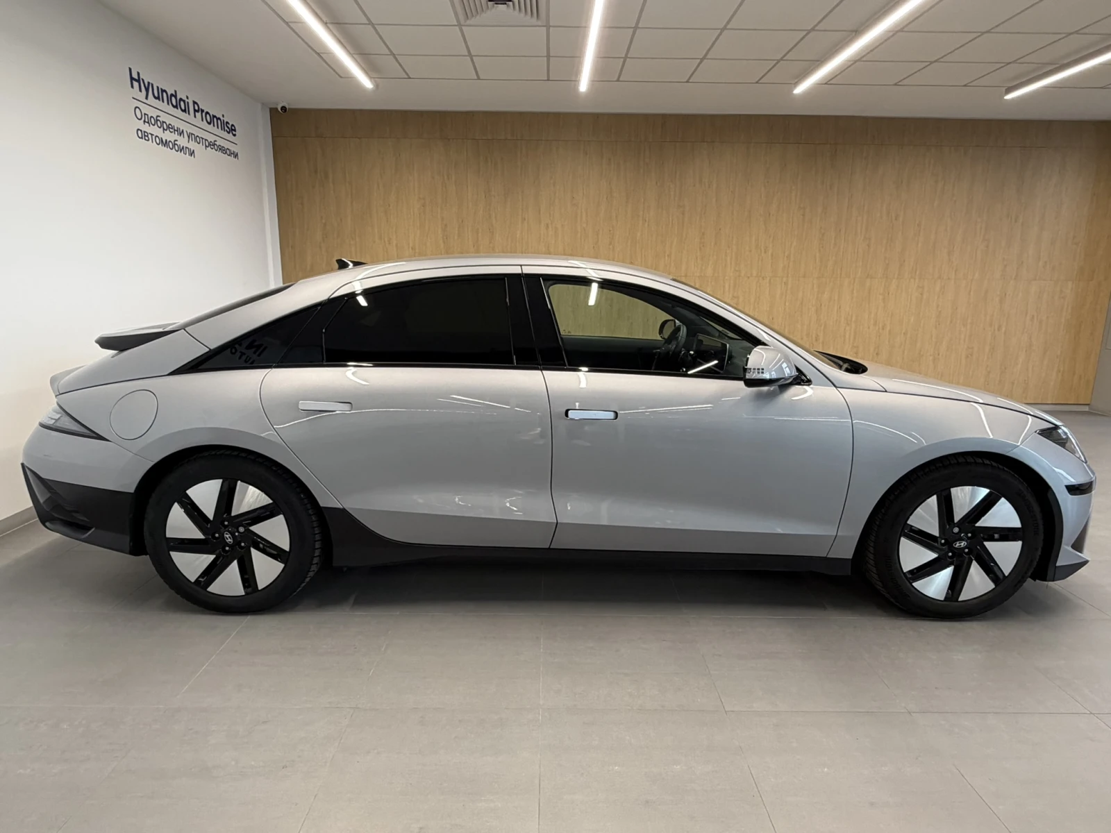 Hyundai Ioniq 6 EXCLUSIVE 77kWh RWD, снимка 6 - Автомобили и джипове - 54653198