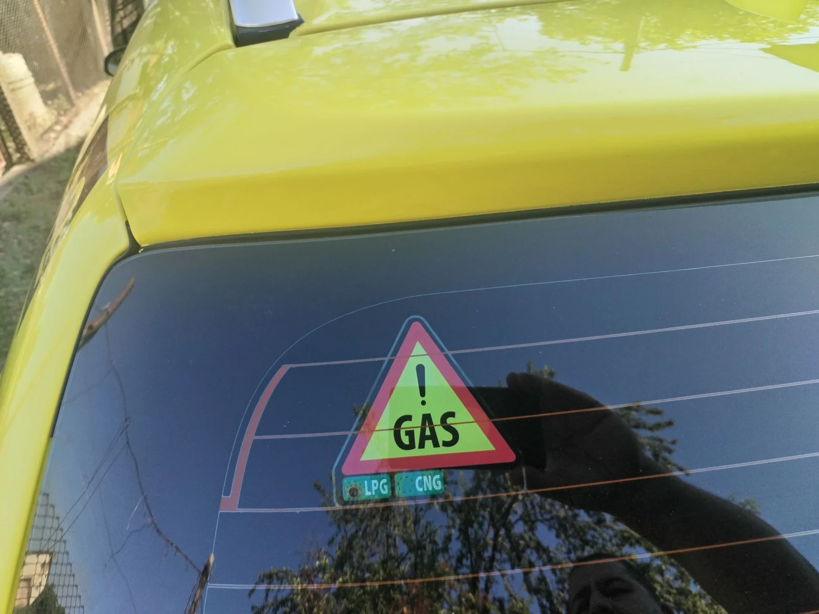 Toyota Auris Хибрид, снимка 17 - Автомобили и джипове - 55449920