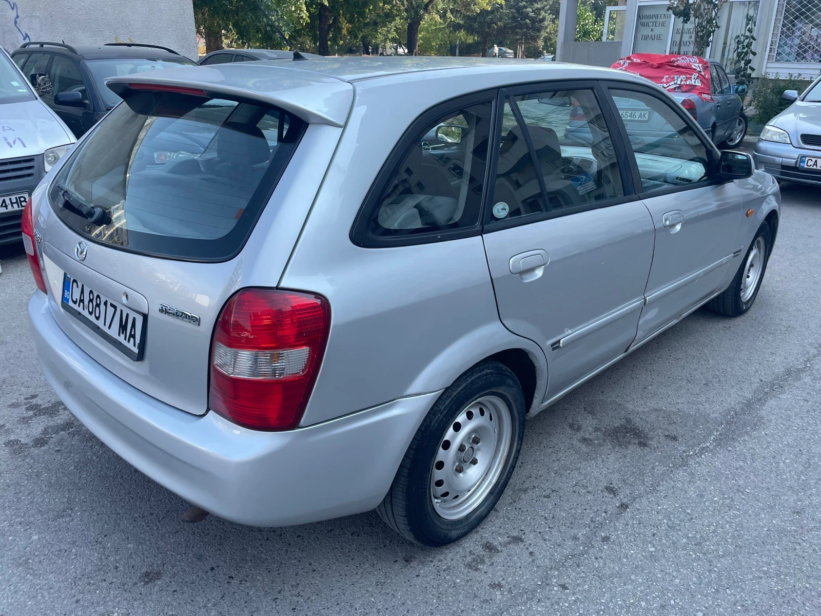 Mazda 323 🔝, снимка 3 - Автомобили и джипове - 55791716