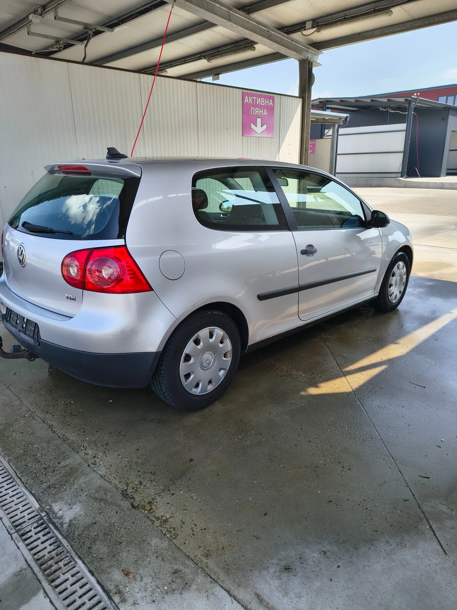 VW Golf VW Golf 5 1.9 TDI 105 к.с. | 10.2008 Навигация Сер, снимка 3 - Автомобили и джипове - 55930495