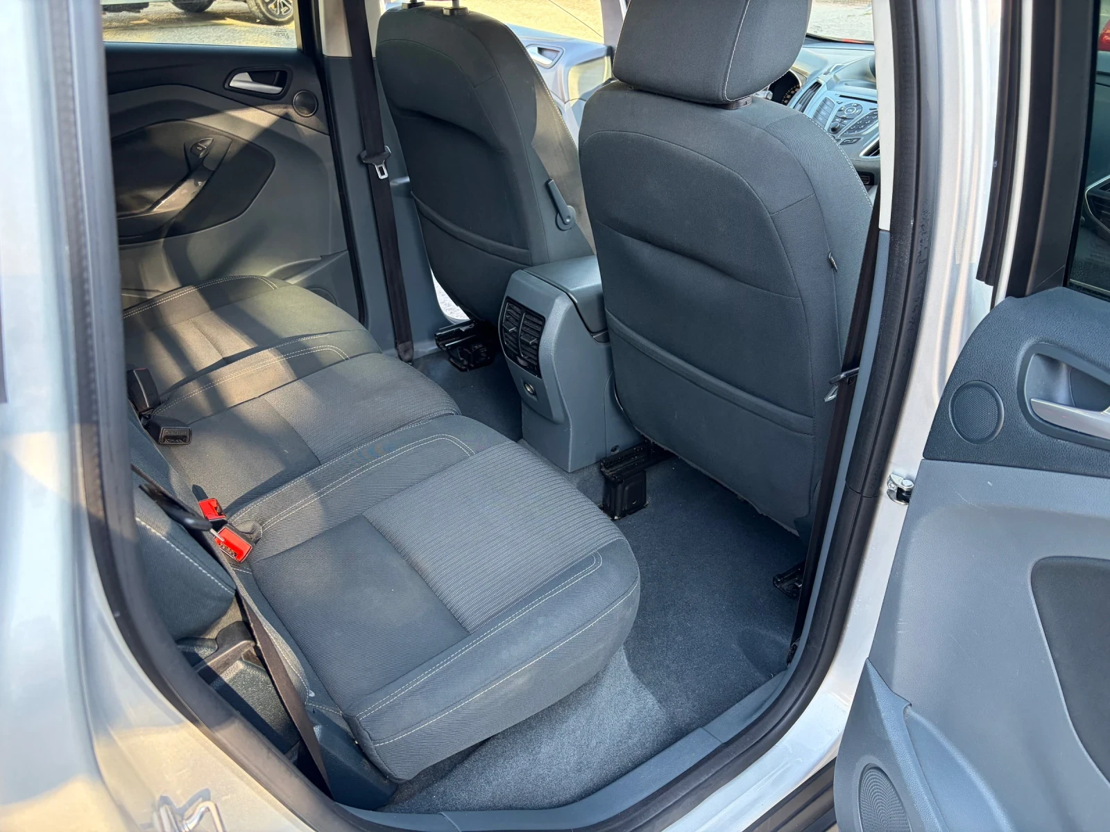 Ford C-max 1.6  TDCI, снимка 15 - Автомобили и джипове - 55996295