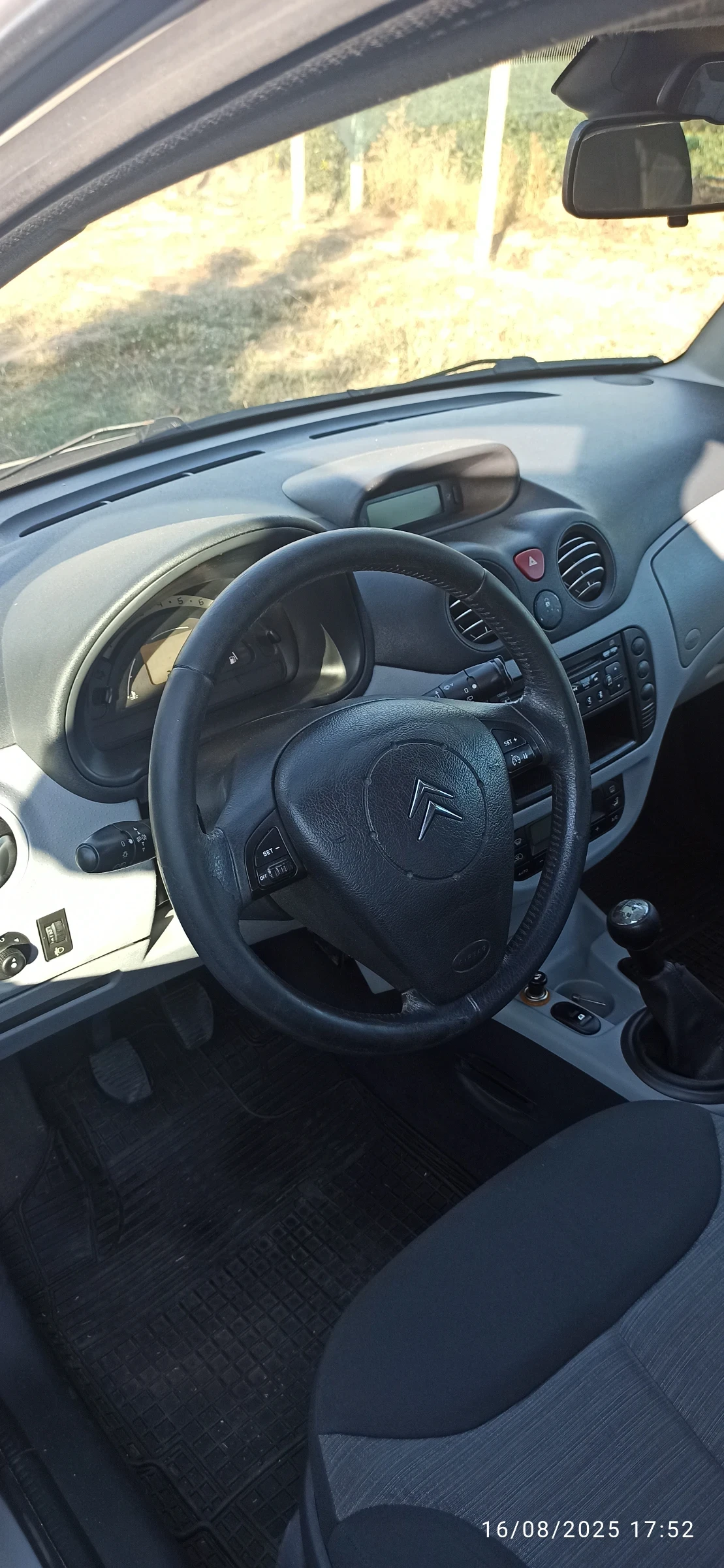 Citroen C3, снимка 9 - Автомобили и джипове - 56021960