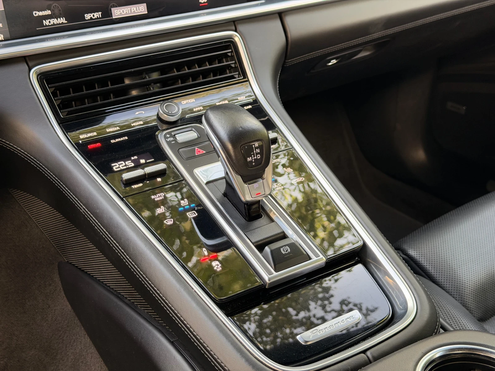 Porsche Panamera TURBO / CERAMIC / ВЕНТИЛАЦИЯ, снимка 14 - Автомобили и джипове - 56111476