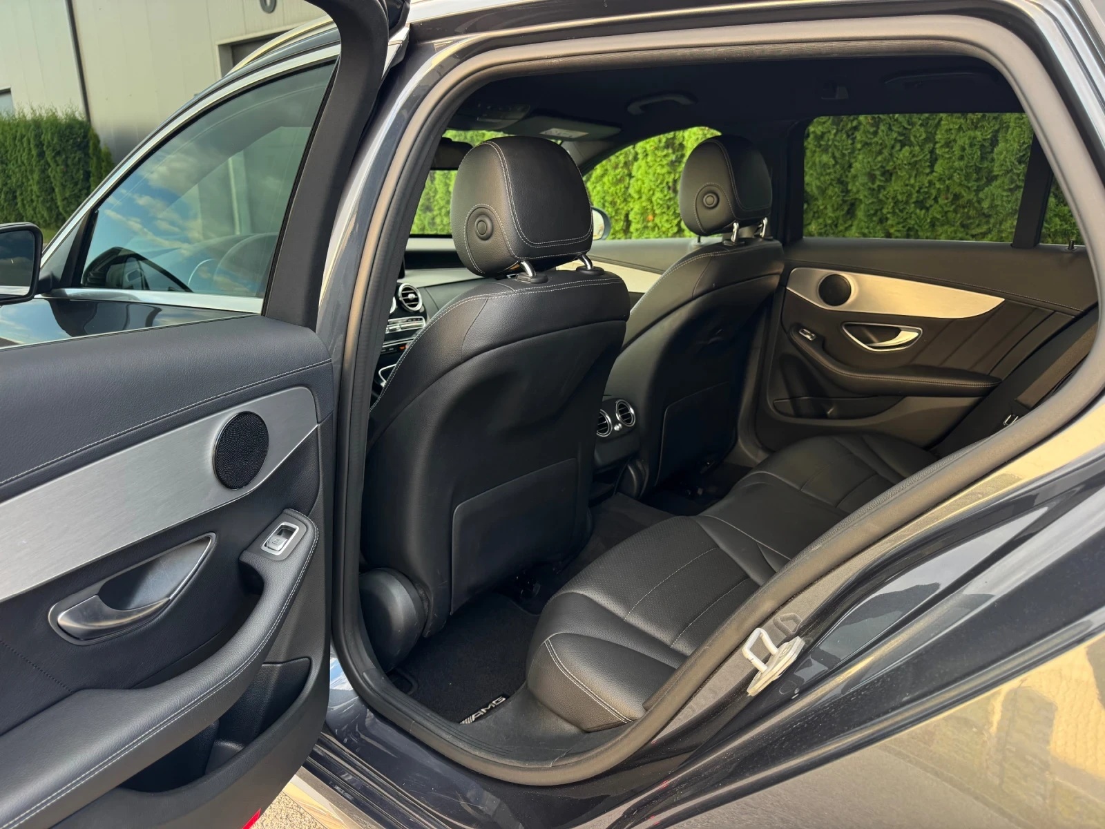 Mercedes-Benz C 250 d 4Matic/AMG-line/Регистриран/Обслужен!!!, снимка 14 - Автомобили и джипове - 56231904