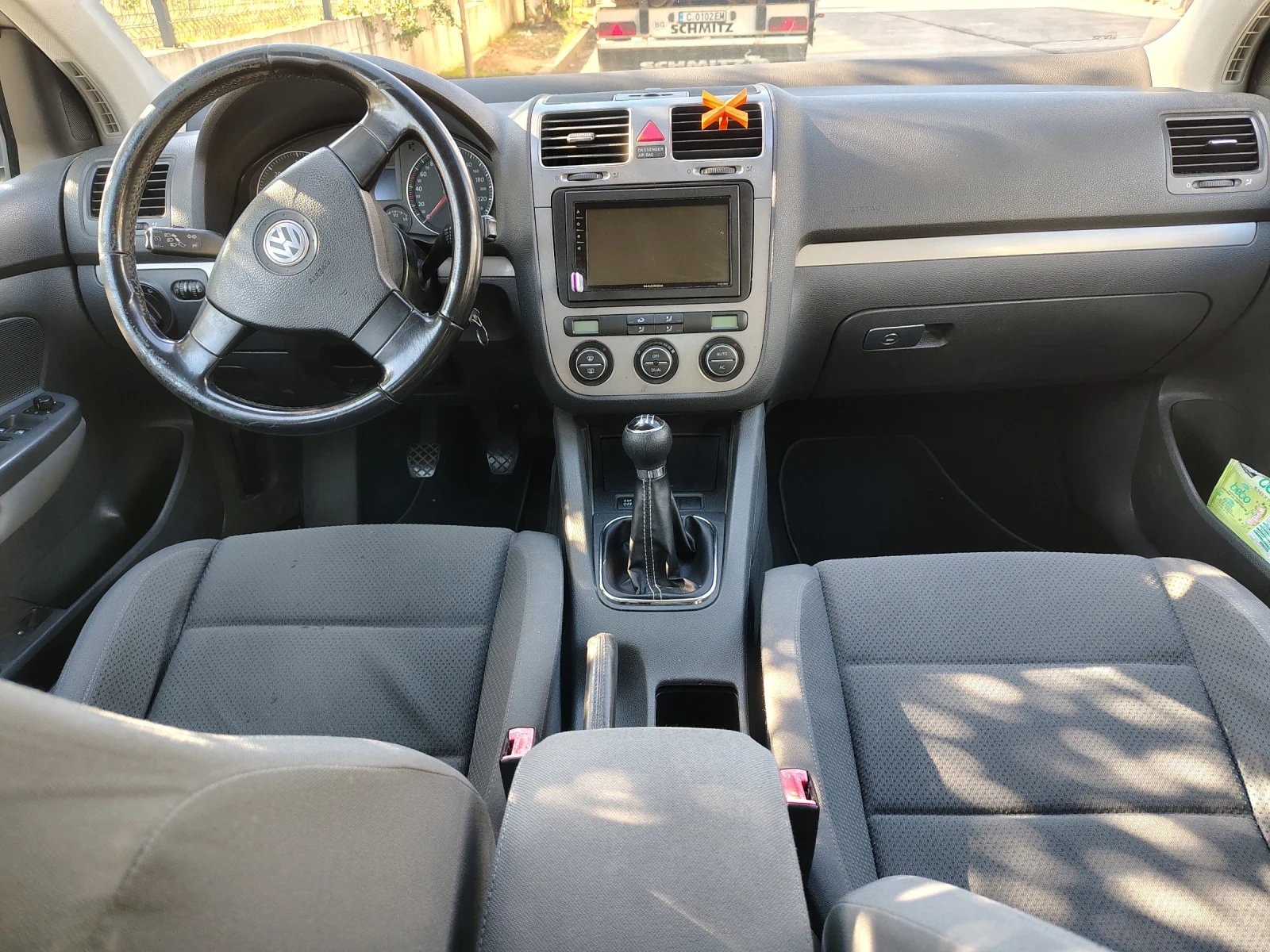 VW Golf    1.9  тди  105 к. 6 скорост   , снимка 13 - Автомобили и джипове - 56322928