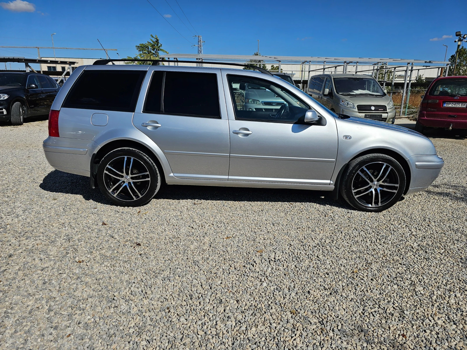 VW Bora 1.9TDI 101кс.105000км. Highline, снимка 4 - Автомобили и джипове - 56327041