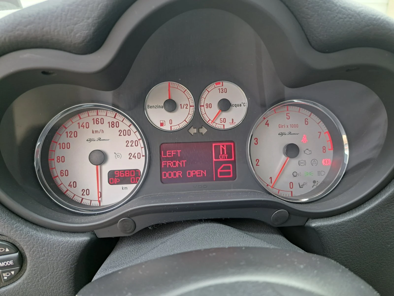 Alfa Romeo 147 selespeed, снимка 9 - Автомобили и джипове - 56677855