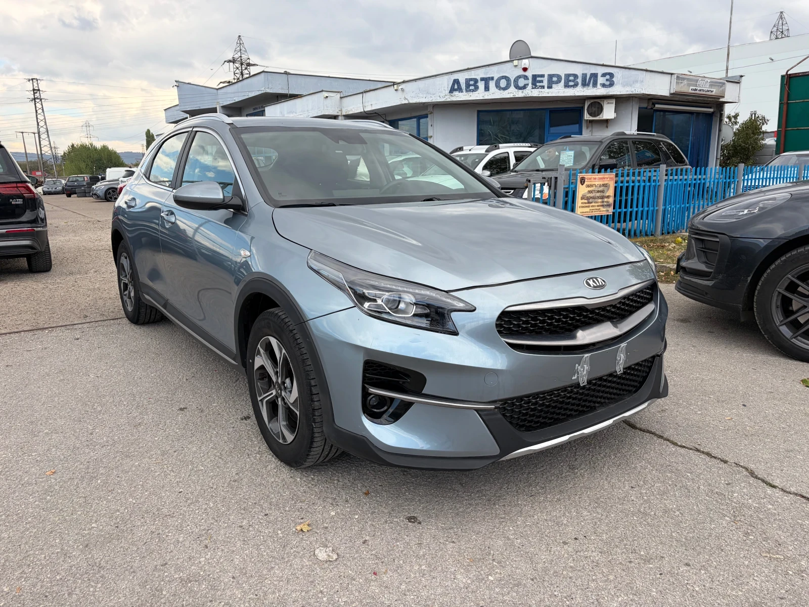 Kia XCeed, снимка 3 - Автомобили и джипове - 56680173