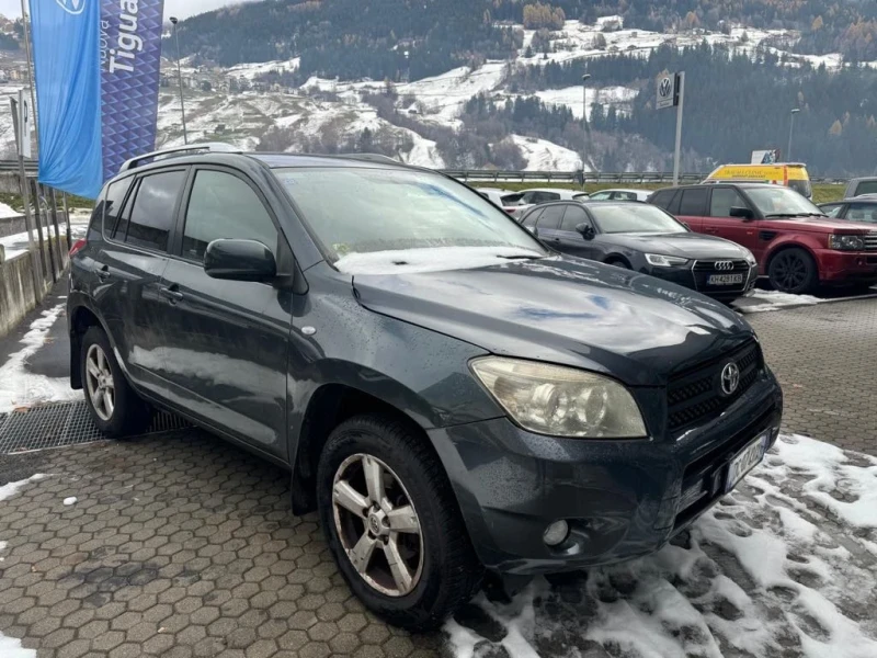 Toyota Rav4 2.0D4D 136k на части, снимка 2 - Автомобили и джипове - 48654425