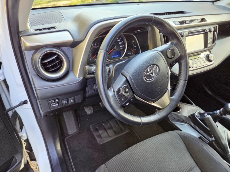 Toyota Rav4 2.0D4D 124hp КАМЕРА/Navi/LED, снимка 7 - Автомобили и джипове - 52155982