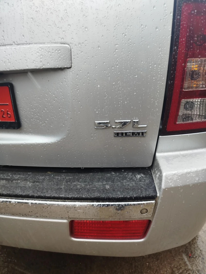 Jeep Grand cherokee, снимка 8 - Автомобили и джипове - 52940110