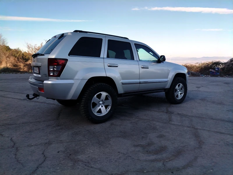 Jeep Grand cherokee, снимка 3 - Автомобили и джипове - 52940110
