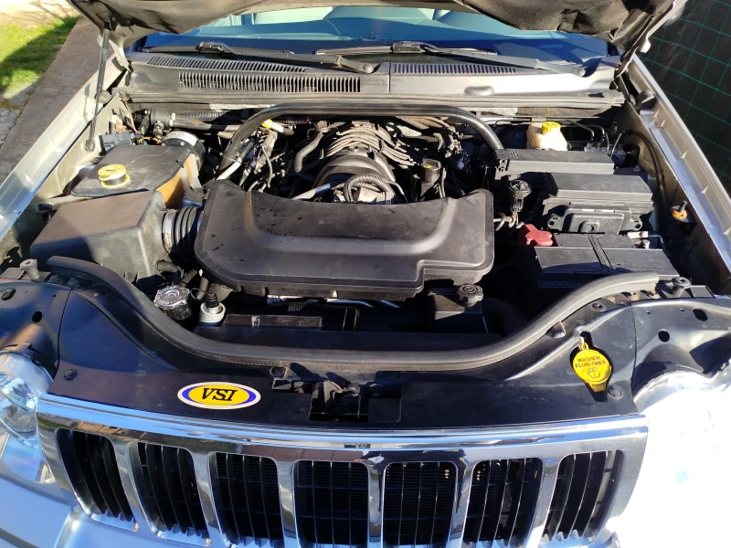 Jeep Grand cherokee, снимка 15 - Автомобили и джипове - 52940110