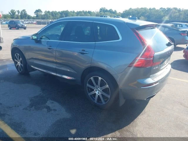 Volvo XC60 T5 INSCRIPTION, снимка 3 - Автомобили и джипове - 47329723