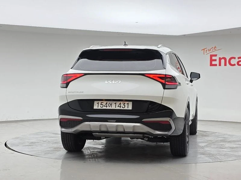 Kia Sportage 2.0 Automatic, снимка 4 - Автомобили и джипове - 55738905