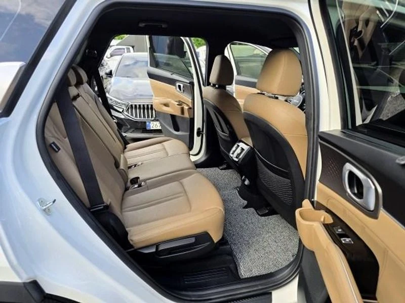 Kia Sorento 2.2 Хибрид, снимка 10 - Автомобили и джипове - 55743239