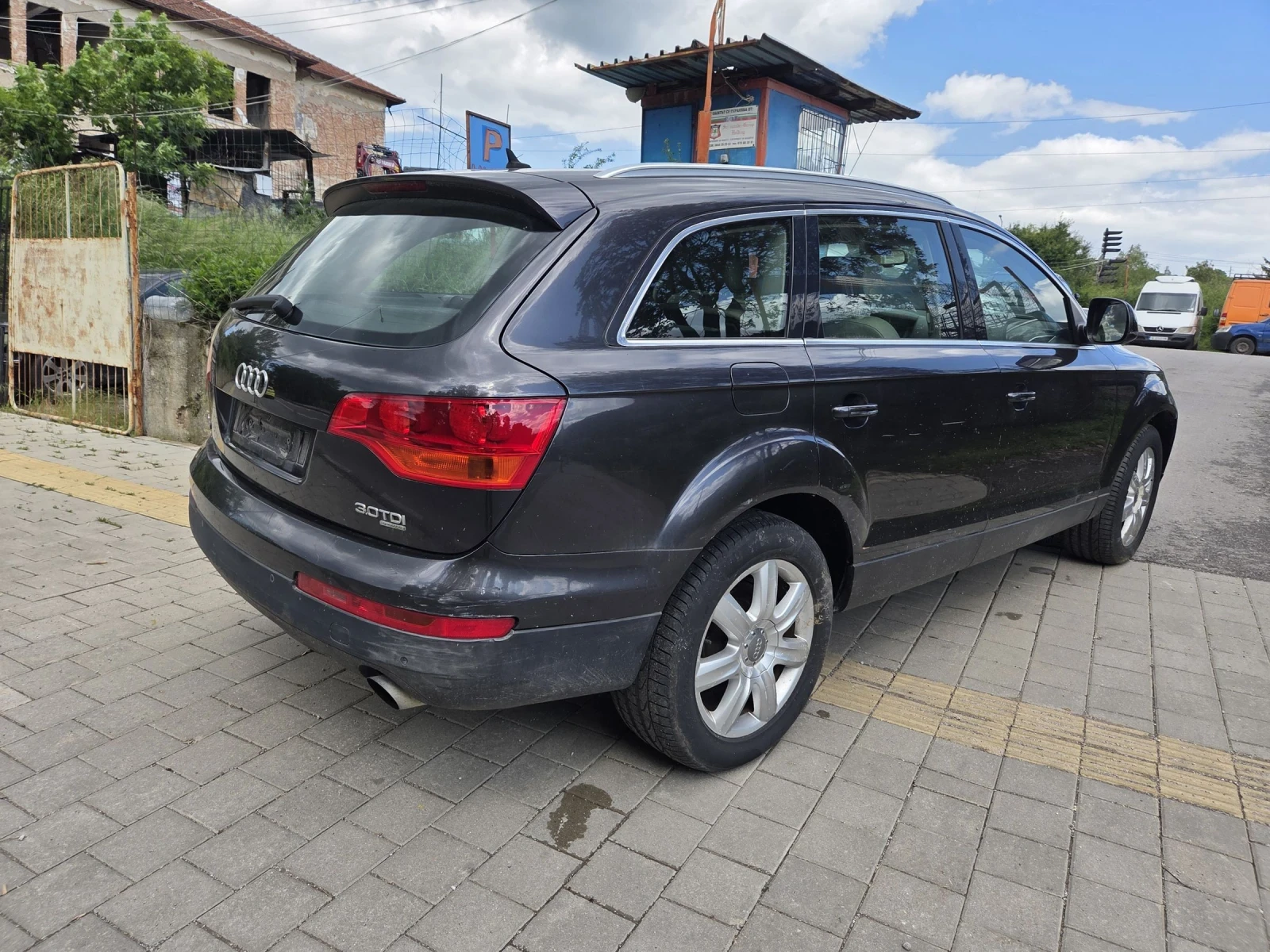 Audi Q7  - изображение 6