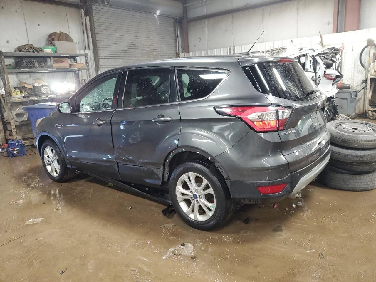 Ford Escape  - изображение 3