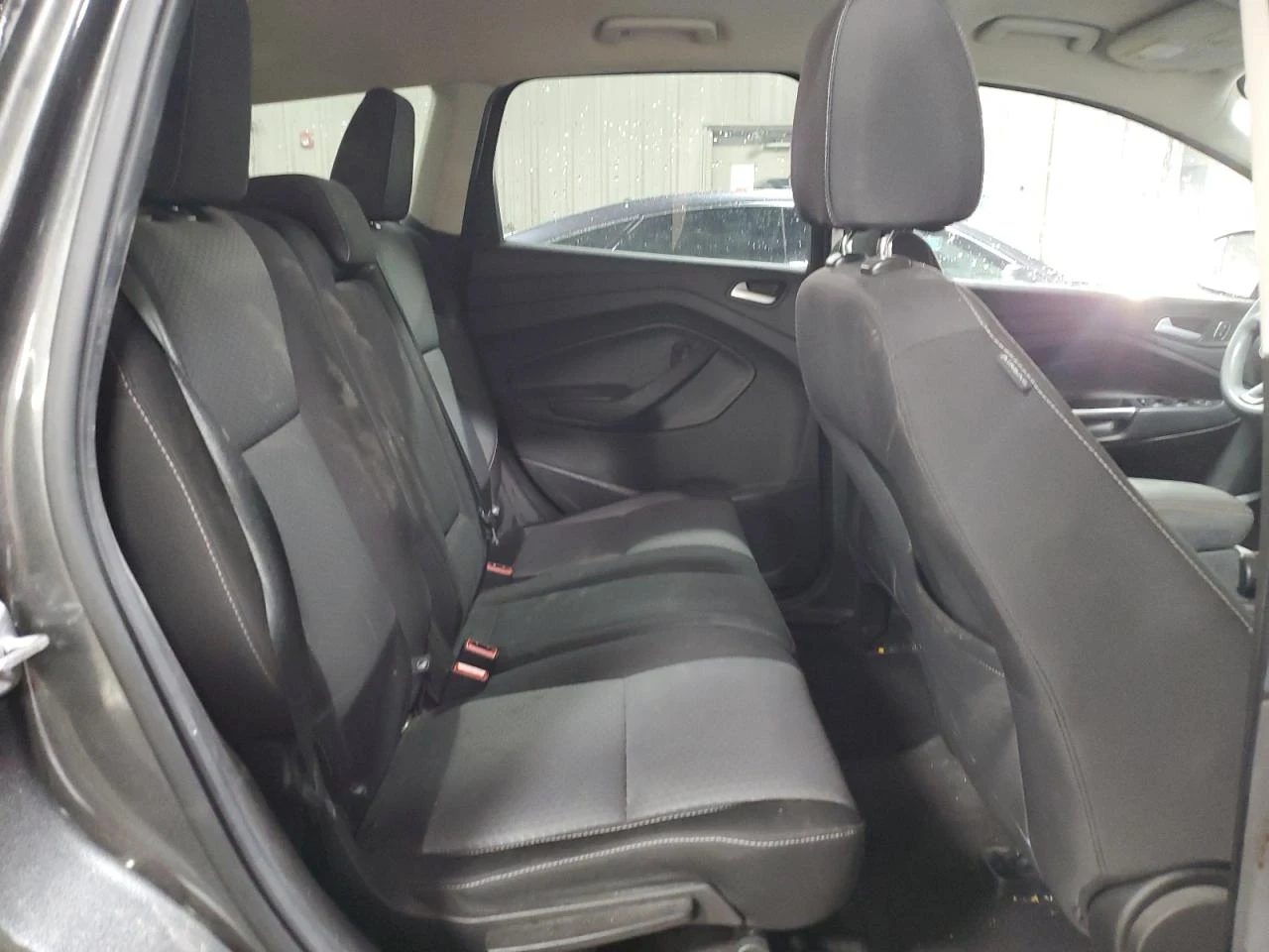 Ford Escape  - изображение 10
