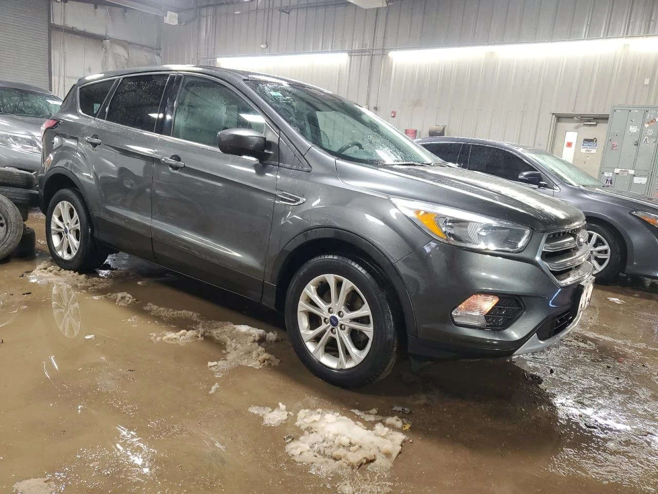 Ford Escape  - изображение 5
