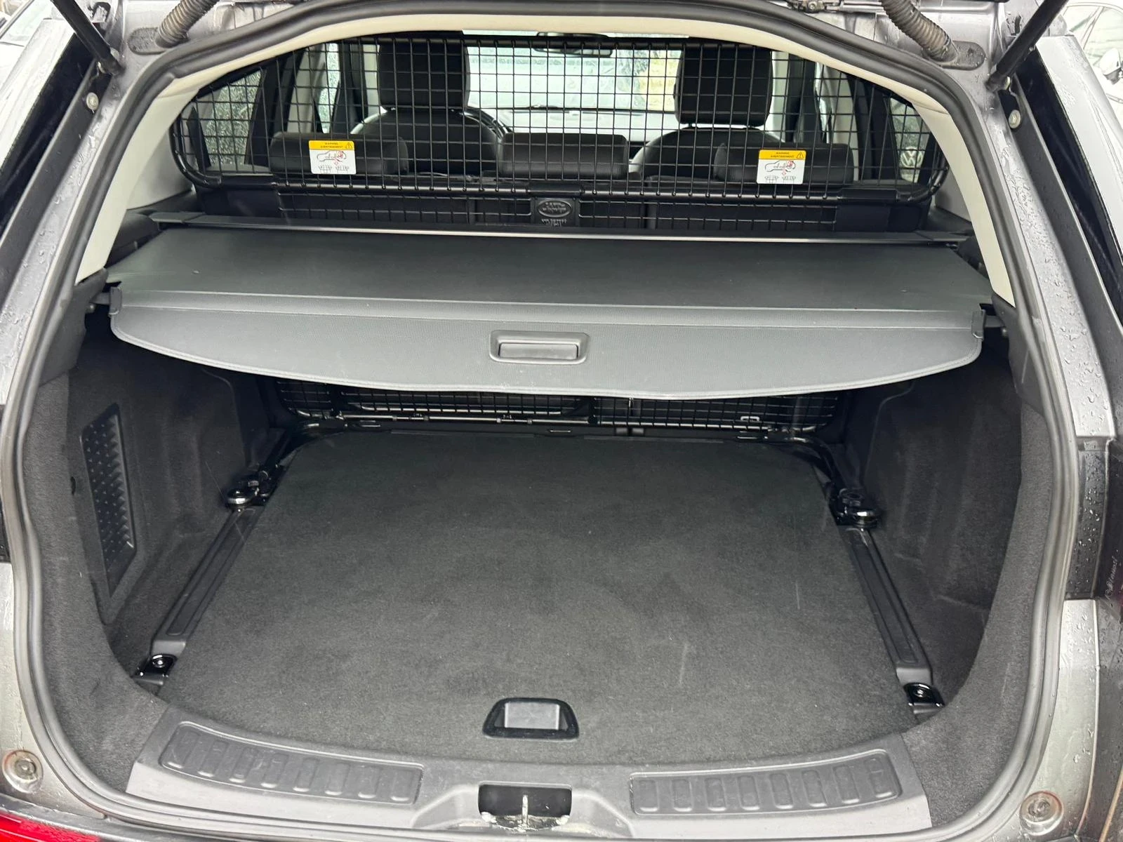 Land Rover Discovery Sport 133000km* КАМЕРА* КОЖА* LED* NAVI* 2.0d 4x4 150hp | Mobile.bg — изображение 13