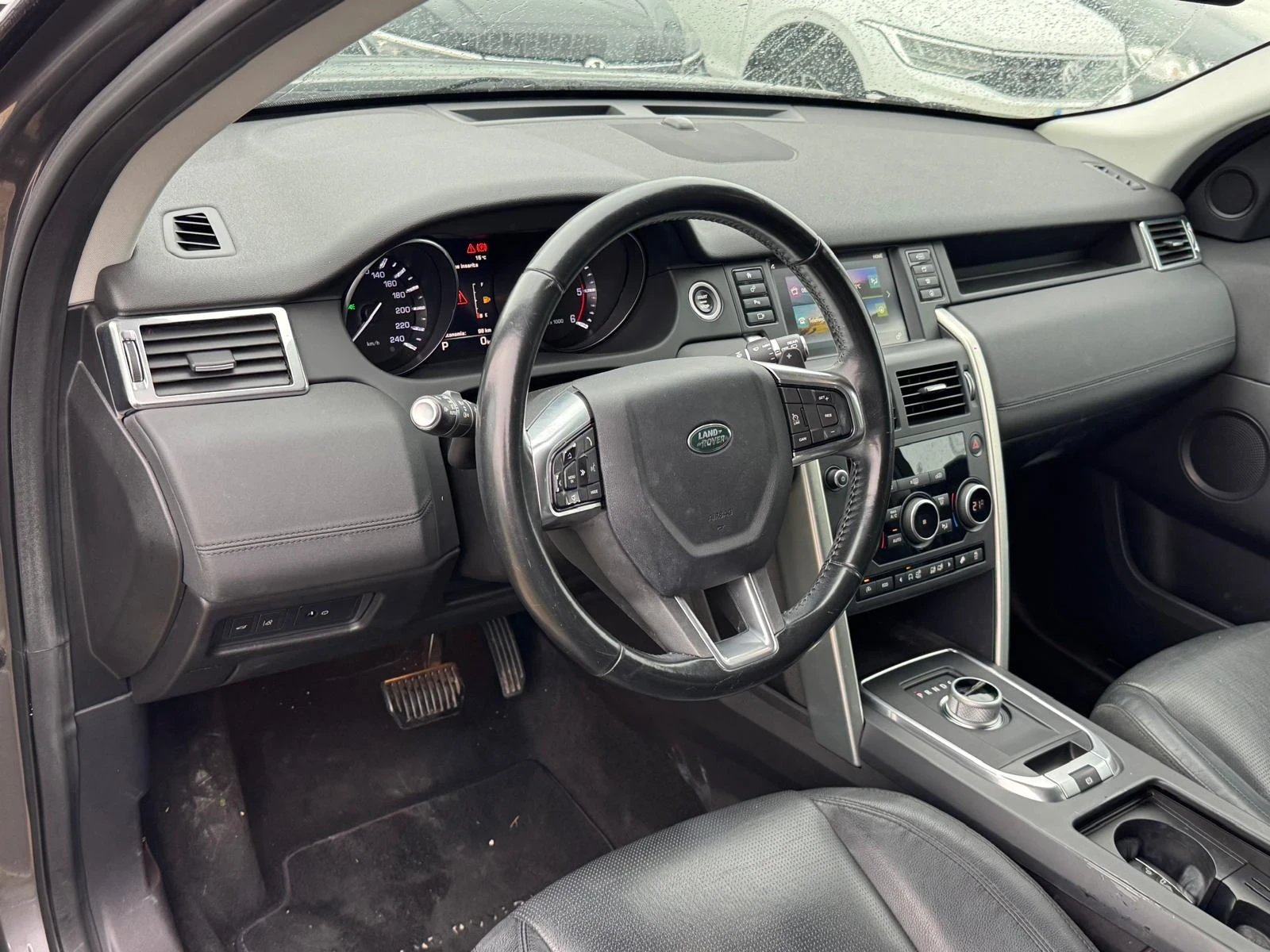 Land Rover Discovery Sport 133000km* КАМЕРА* КОЖА* LED* NAVI* 2.0d 4x4 150hp | Mobile.bg — изображение 9