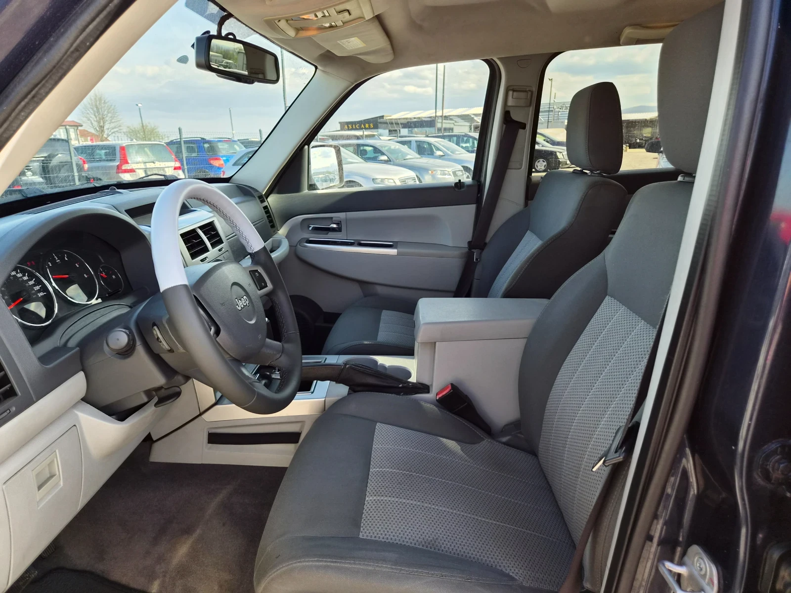 Jeep Cherokee 2.8D ��������� 216000 ��. ������  | Mobile.bg � ����������� 11