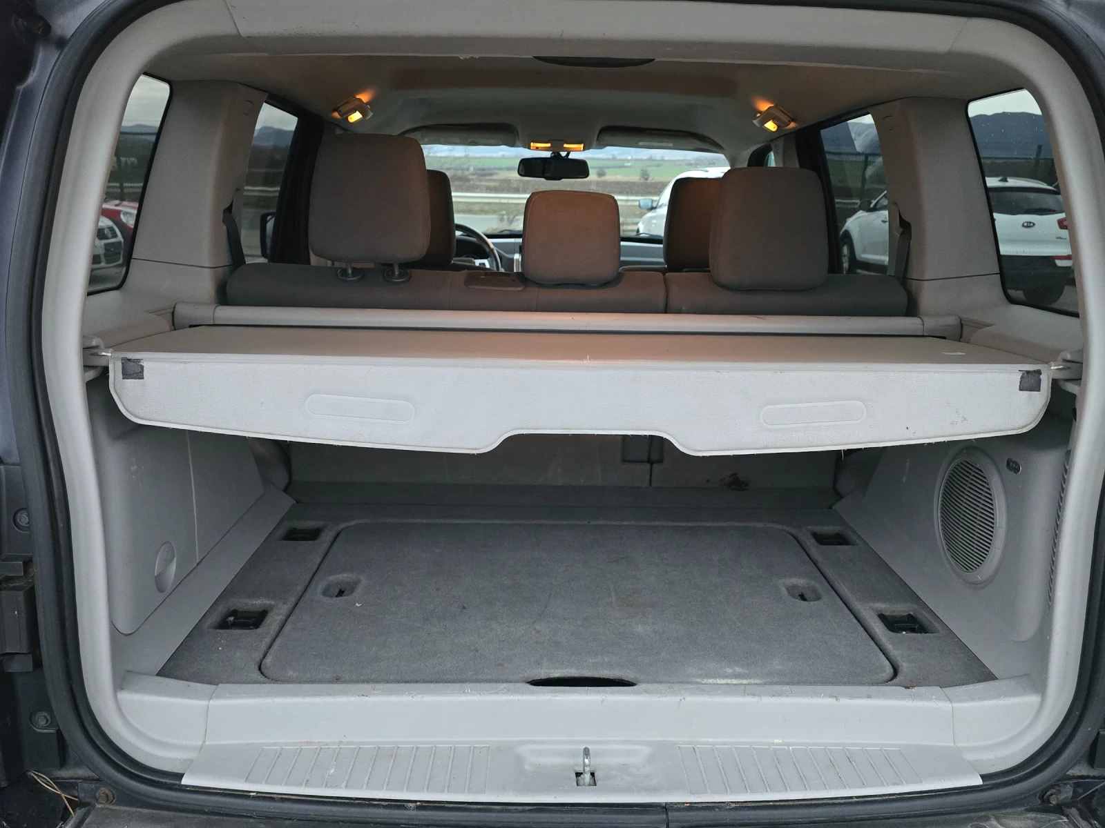 Jeep Cherokee 2.8D АВТОМАТИК 216000 км. ИТАЛИЯ  - изображение 10