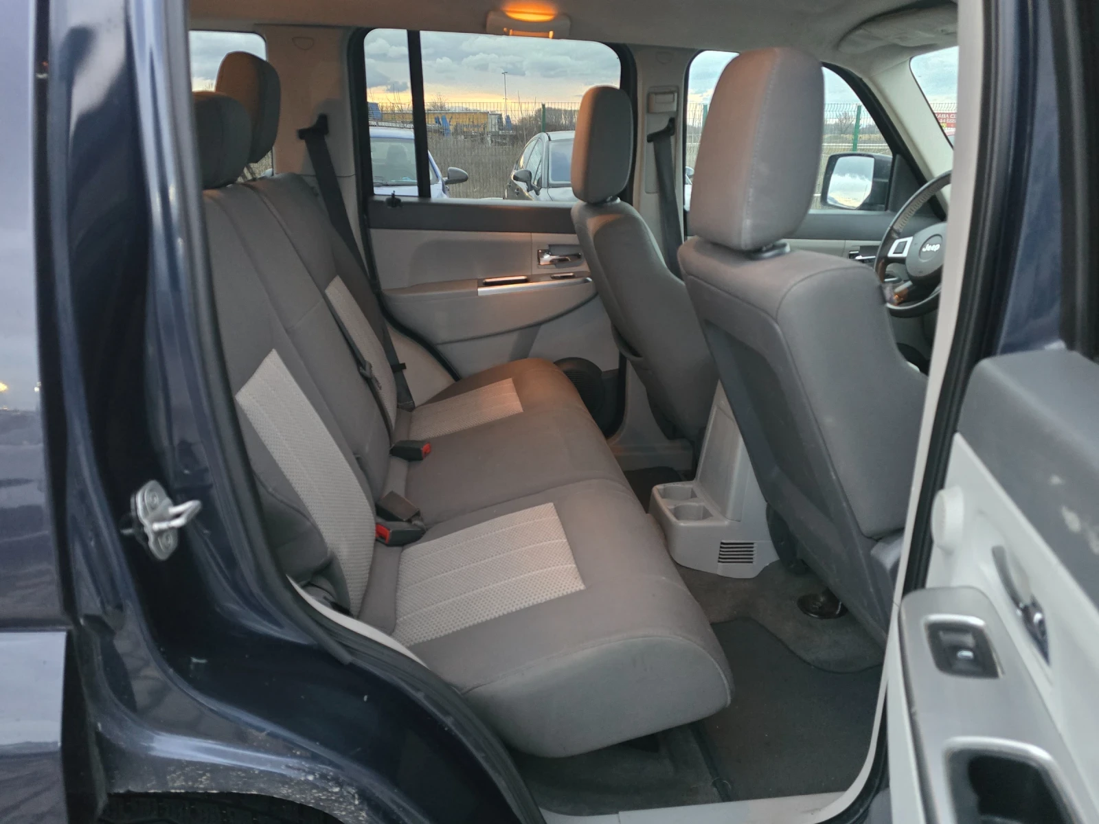 Jeep Cherokee 2.8D ��������� 216000 ��. ������  | Mobile.bg � ����������� 17