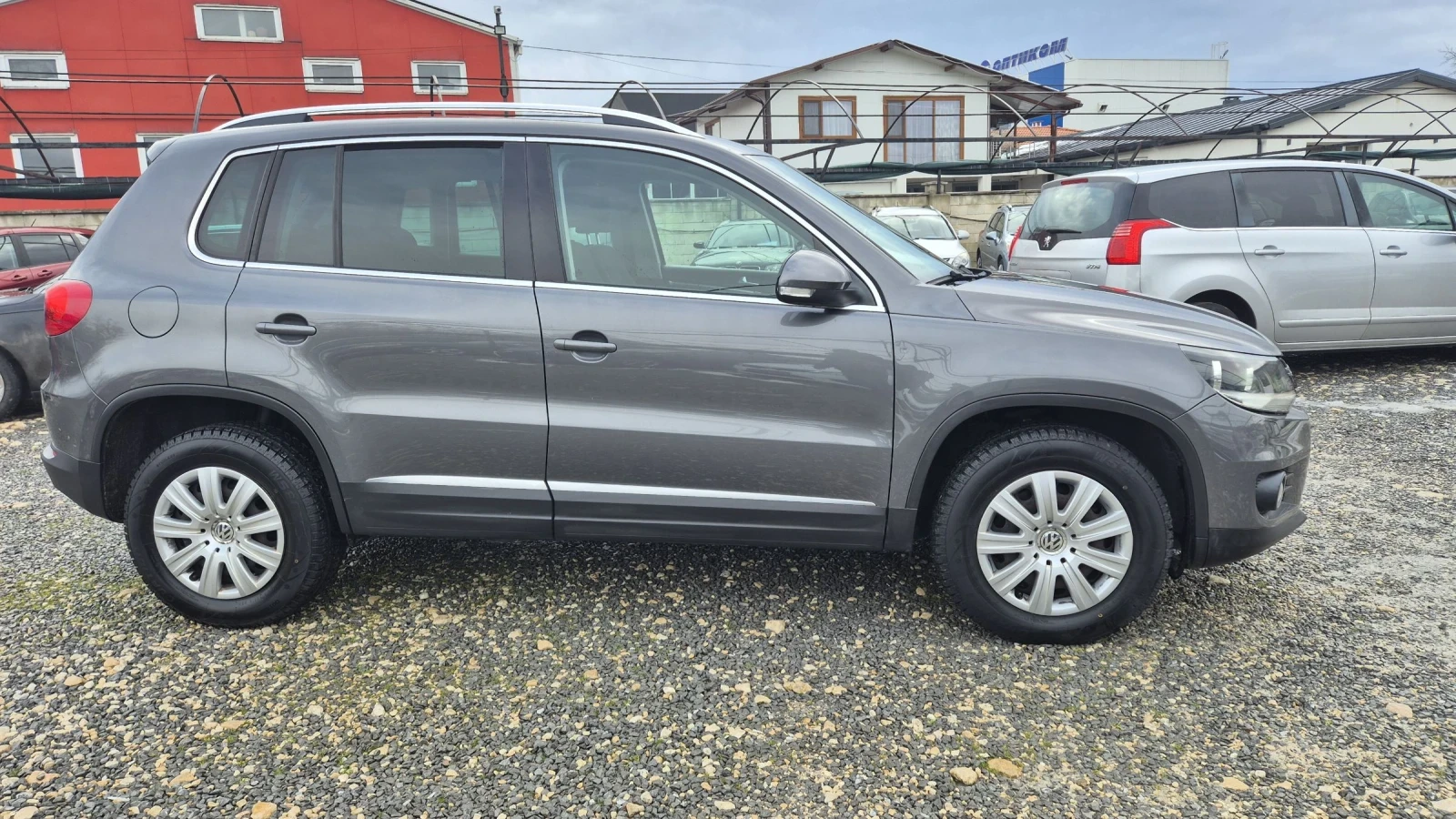 VW Tiguan 2.0* 4Motion - изображение 8