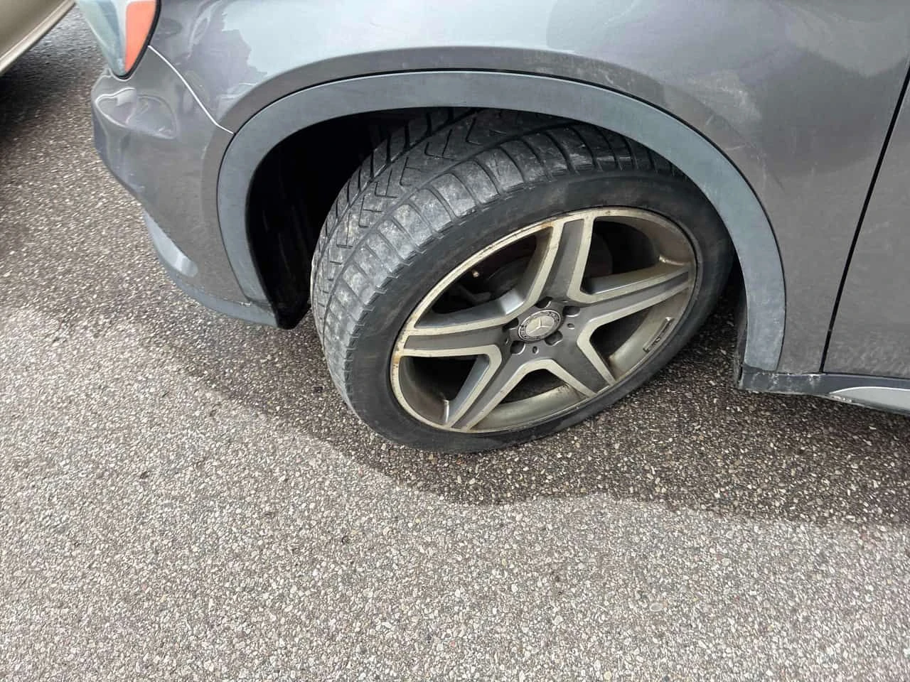 Mercedes-Benz GLA 250 АМГ Пакет/CARFAX /Кожа/Нави/Подгрев/Пано/КЛИП, снимка 12 - Автомобили и джипове - 54060390