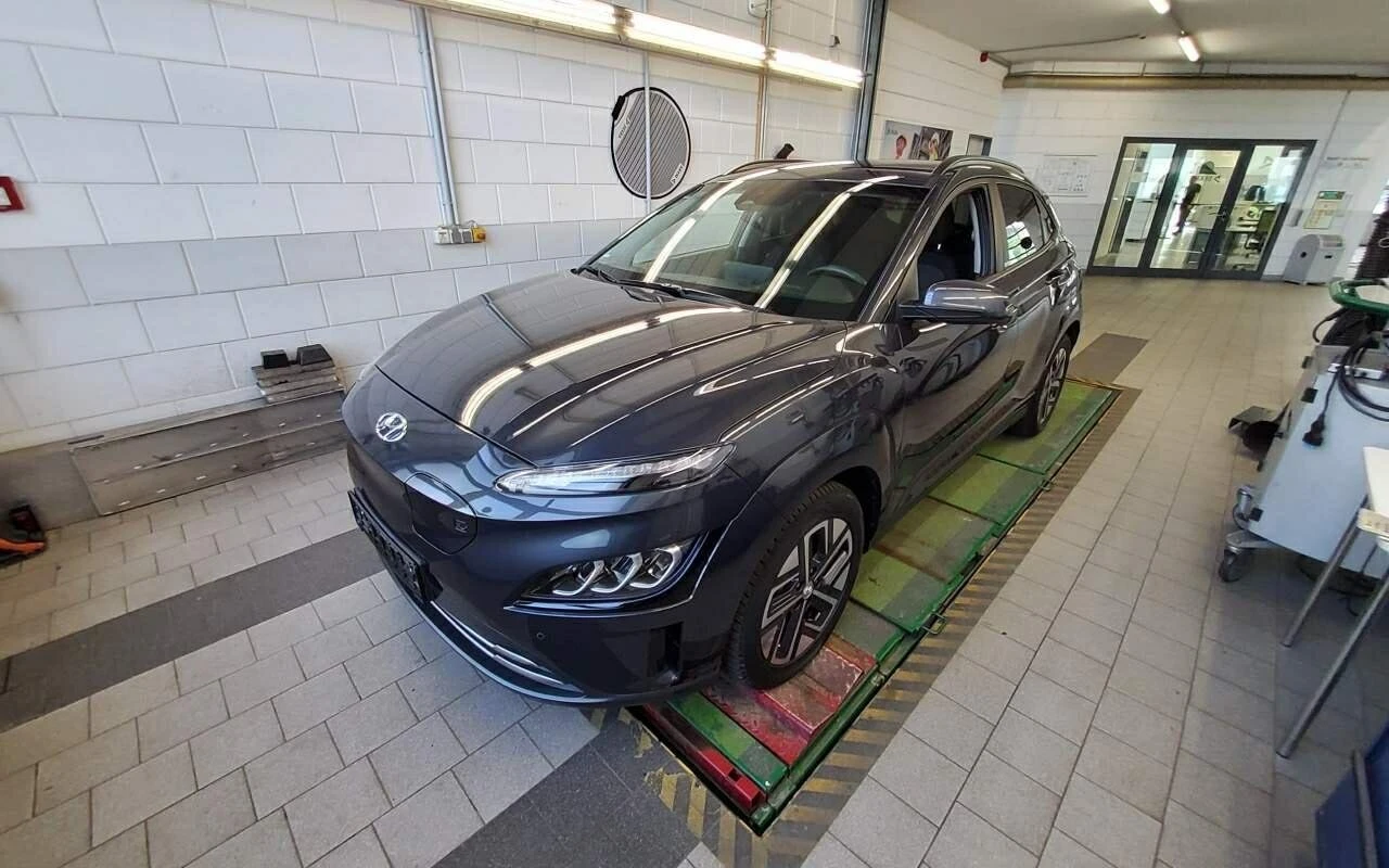 Hyundai Kona, снимка 2 - Автомобили и джипове - 54552257