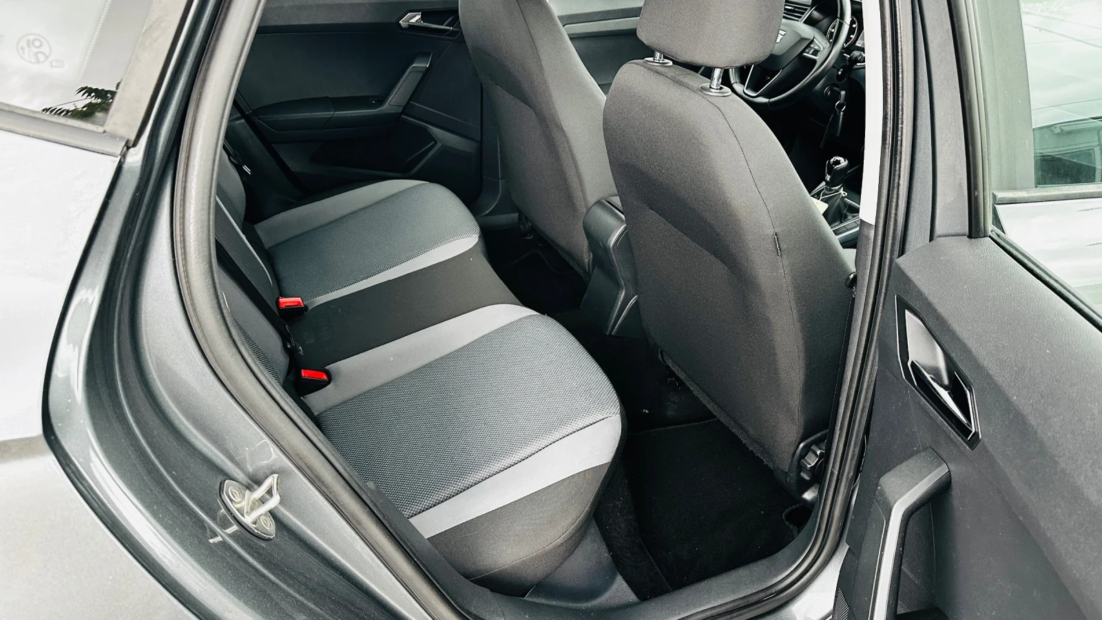 Seat Arona 1.6tdi ful led matrix еврo6 дисктроник, снимка 10 - Автомобили и джипове - 54662619
