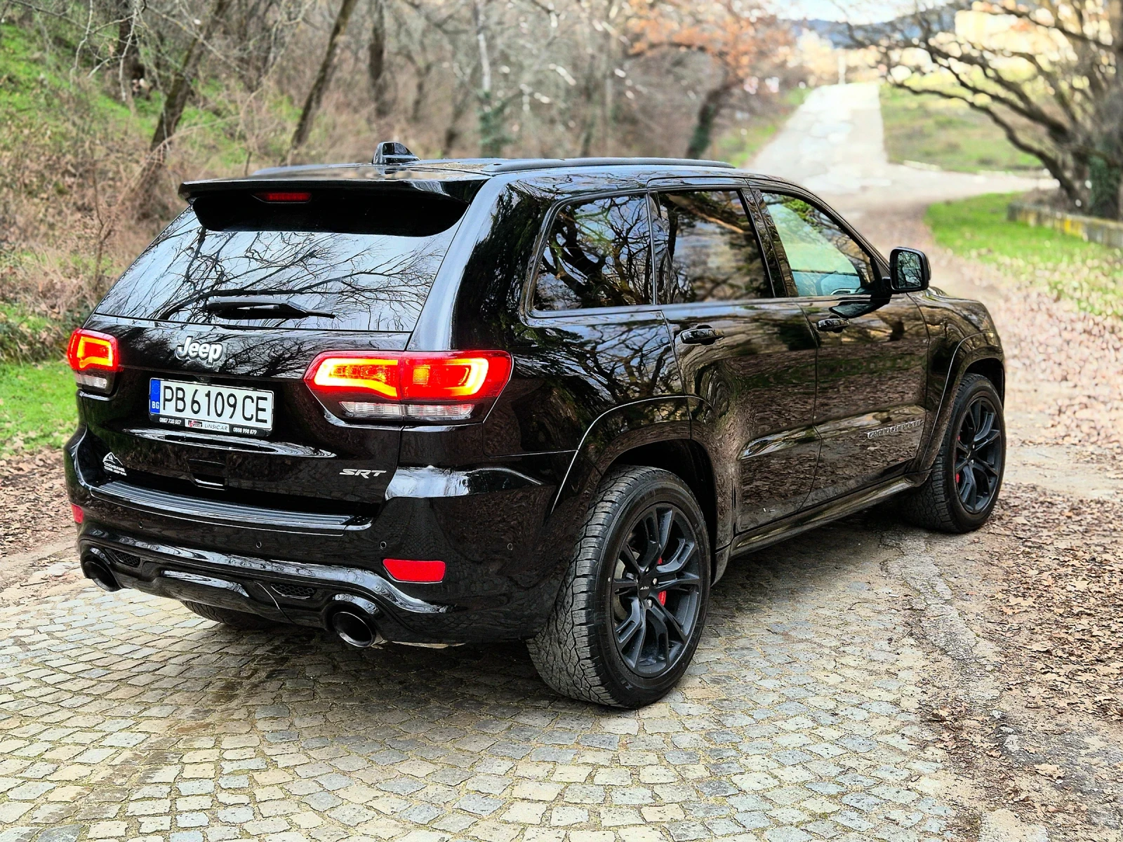 Jeep Grand cherokee 6.4 SRT Facelift , снимка 6 - Автомобили и джипове - 54764145