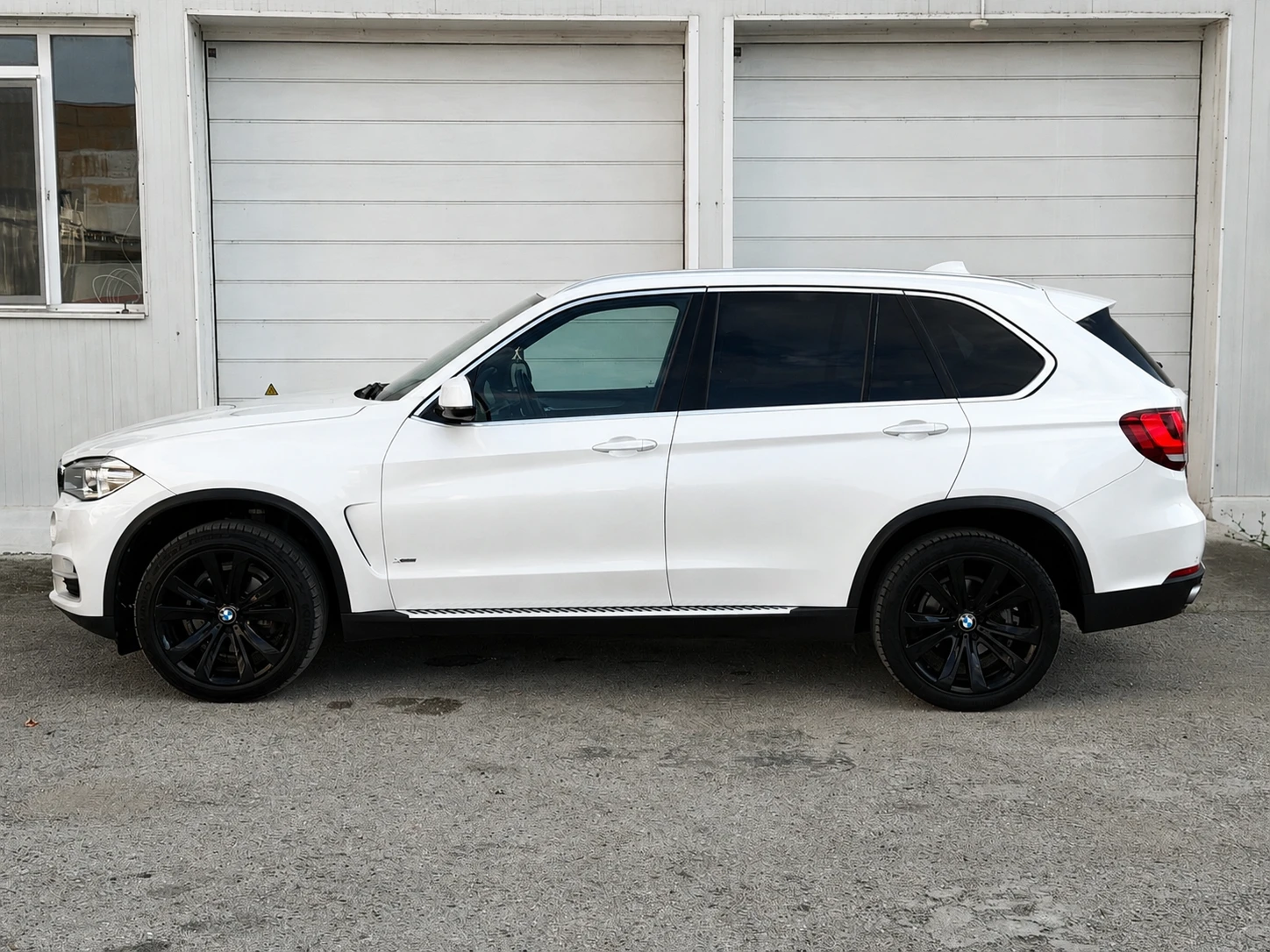 BMW X5 25D X-drive-Дигитално табло-Лед-Рекаро-ADAPTIVE DR, снимка 3 - Автомобили и джипове - 55081959