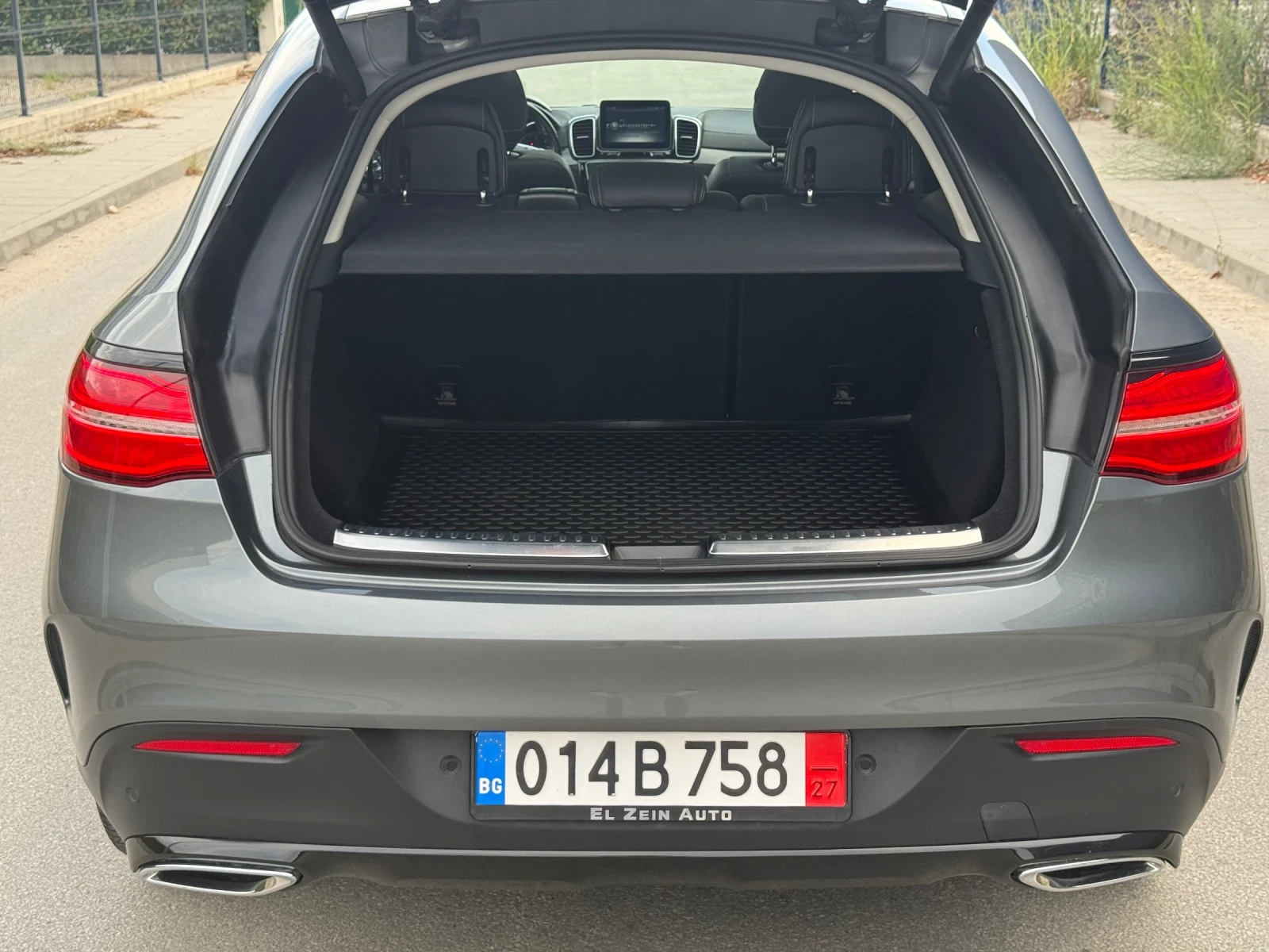 Mercedes-Benz GLE 350 COUPE AMG PREMIUM PLUS/4MATIC/360/ПАНО/HEADUP/ИСТ., снимка 4 - Автомобили и джипове - 55321043