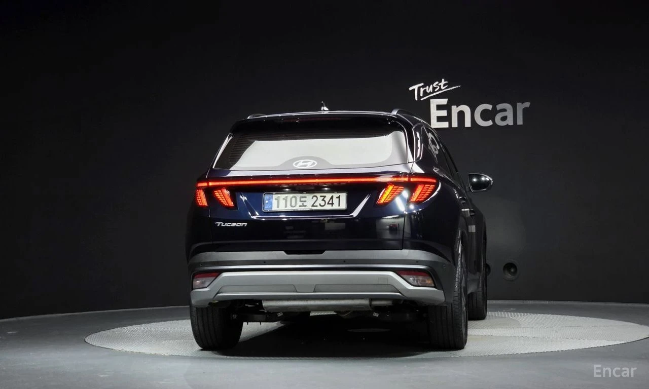 Hyundai Tucson INSCRIPTION* ДИГИТАЛНО* ТАБЛО* ПОДГРЕВ* САМОПАРКИР, снимка 4 - Автомобили и джипове - 56081079