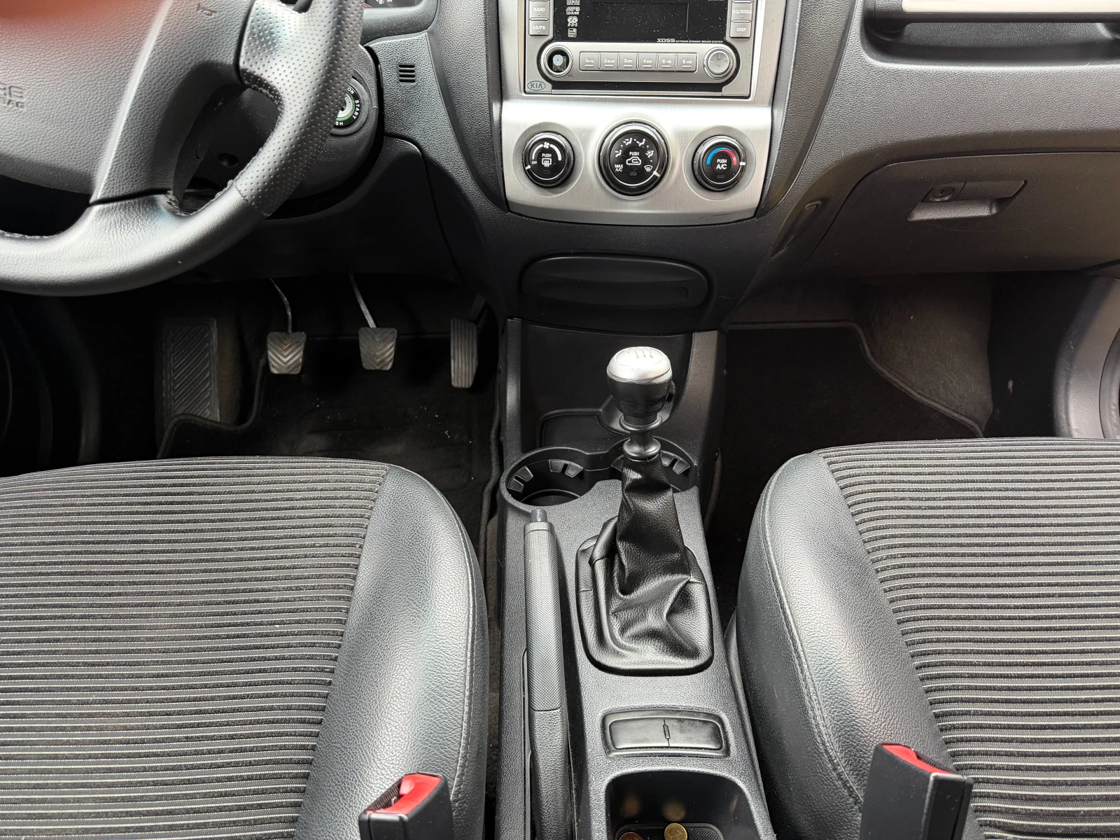 Kia Sportage, снимка 8 - Автомобили и джипове - 56746007