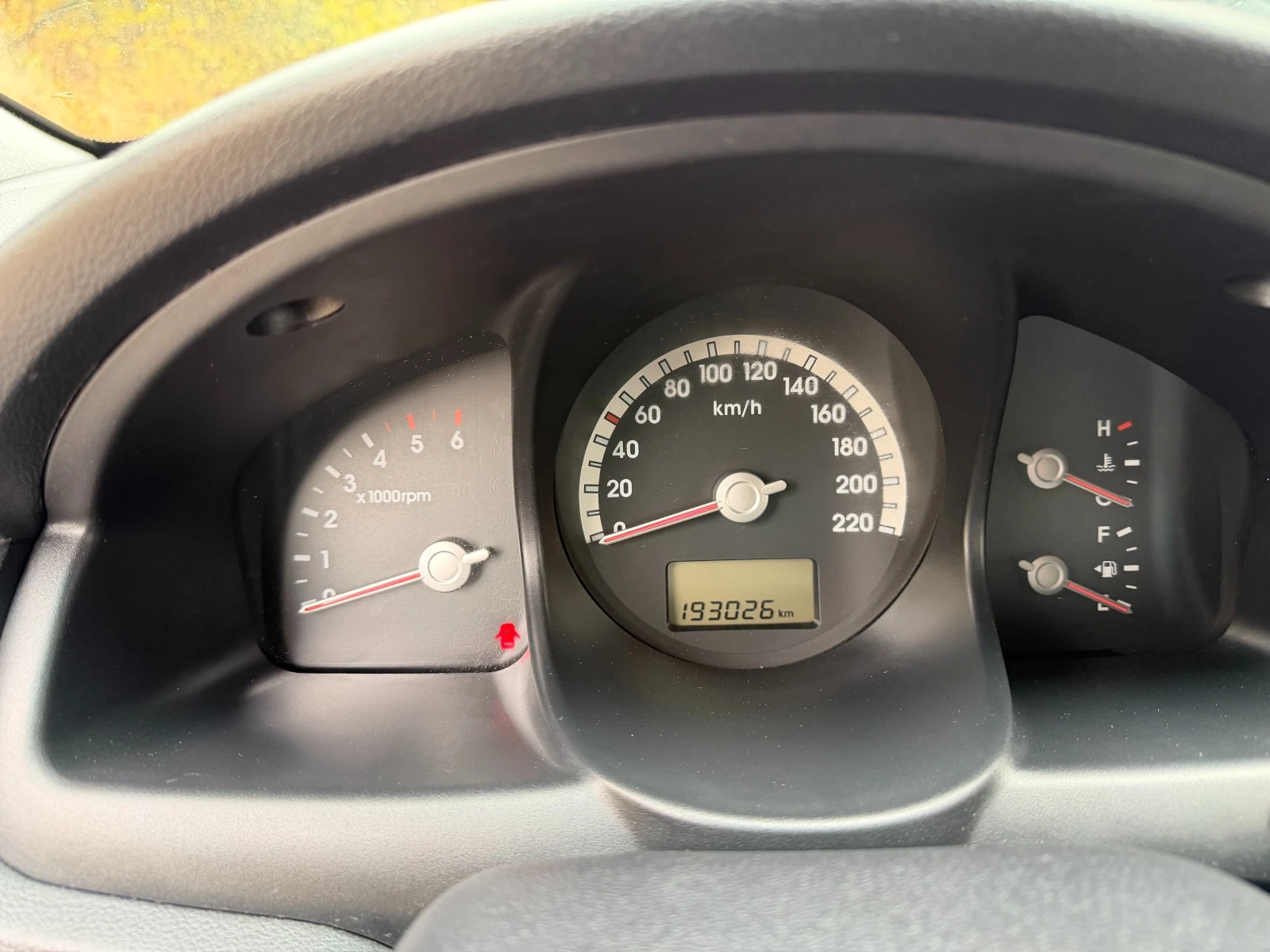 Kia Sportage, снимка 12 - Автомобили и джипове - 56746007