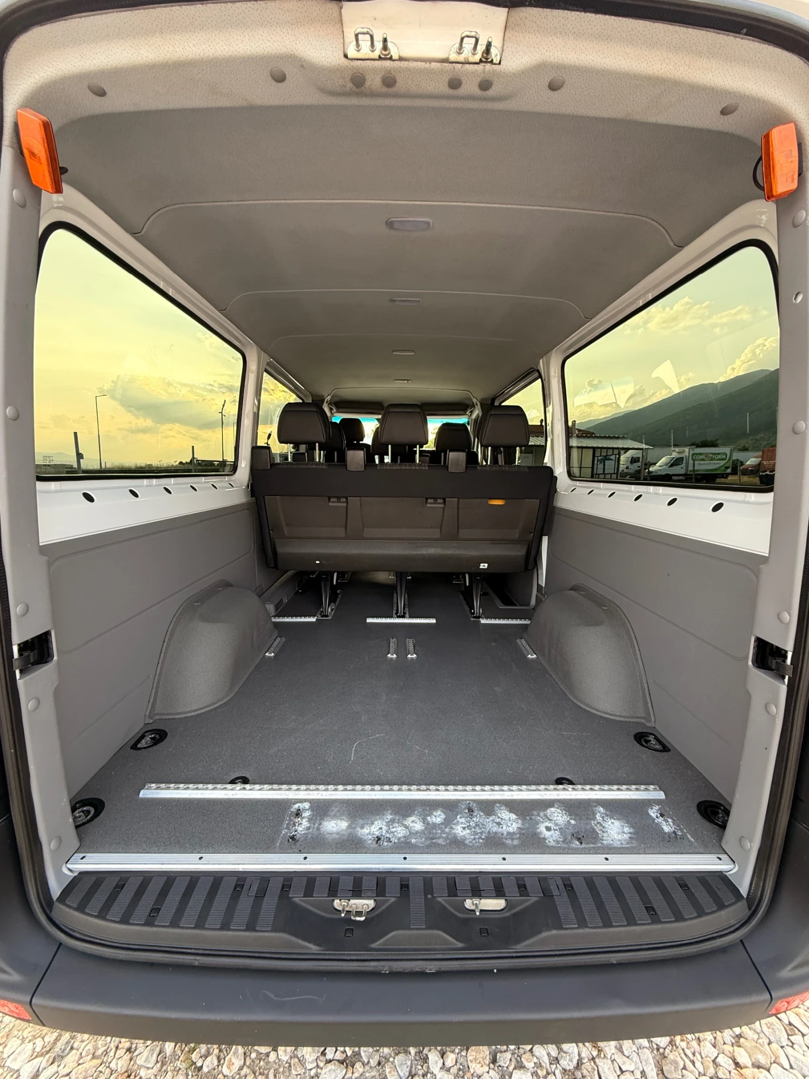 Mercedes-Benz Sprinter 314 2017г-ЕВРО6-9местен-КЛИМА - изображение 10
