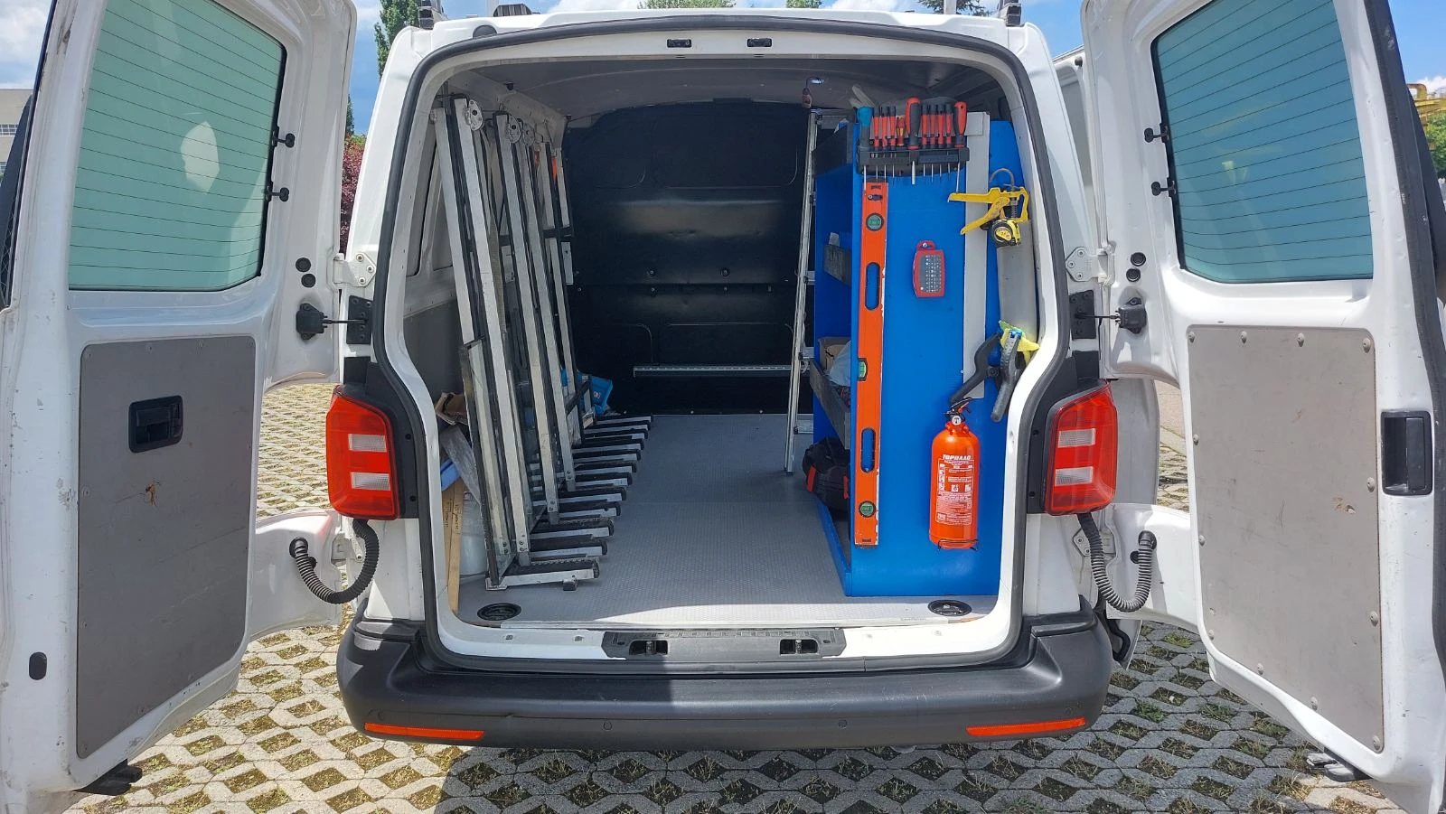 VW Transporter 2.0 TDI, снимка 10 - Бусове и автобуси - 54836814