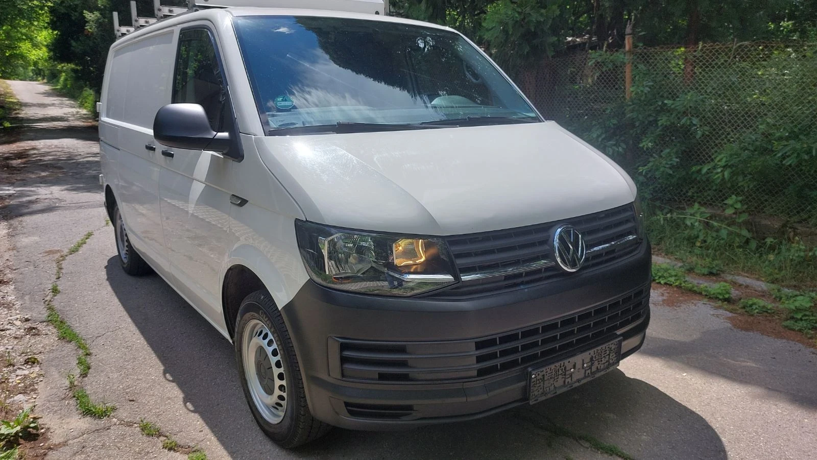 VW Transporter 2.0 TDI, снимка 4 - Бусове и автобуси - 54836814