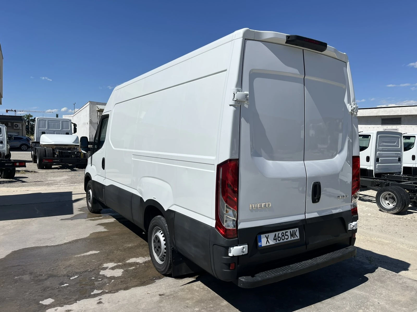 Iveco Daily 35S14V, снимка 2 - Бусове и автобуси - 55012768