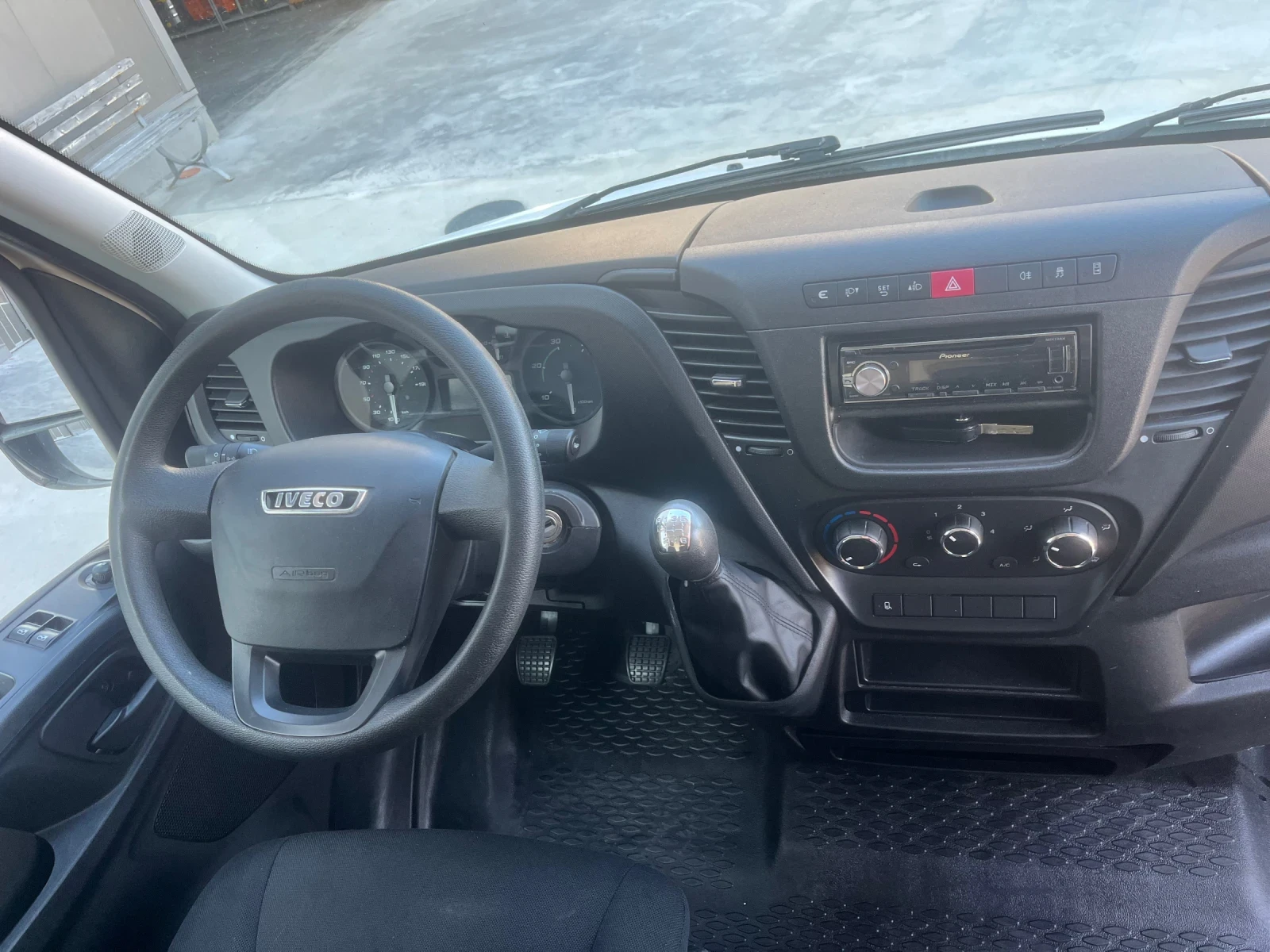 Iveco 35s13 2.3M-Jet/130�� L2H2 | Mobile.bg � ����������� 9